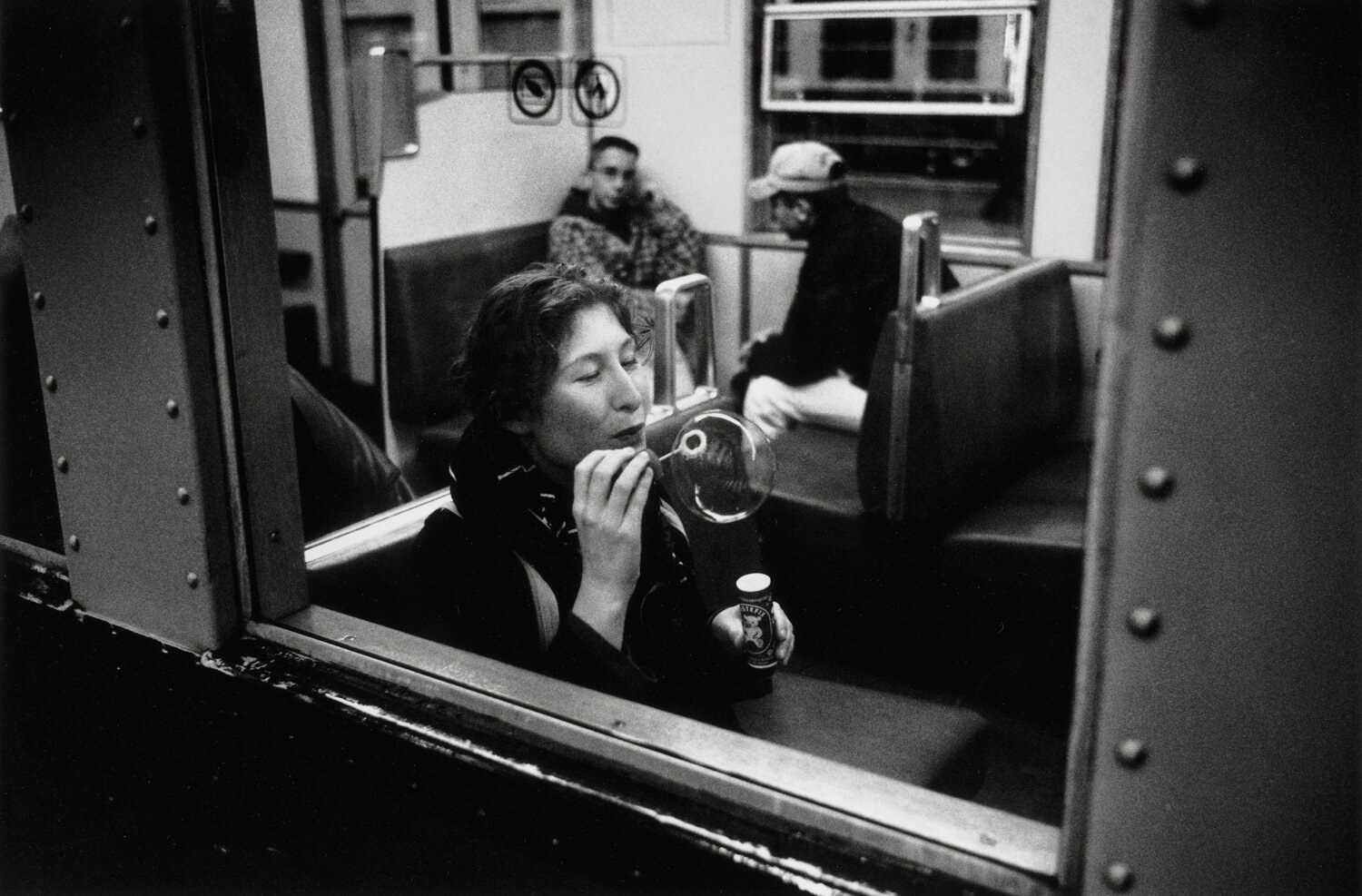 002_025_CBW_Bubbles on Train Berlin.jpg