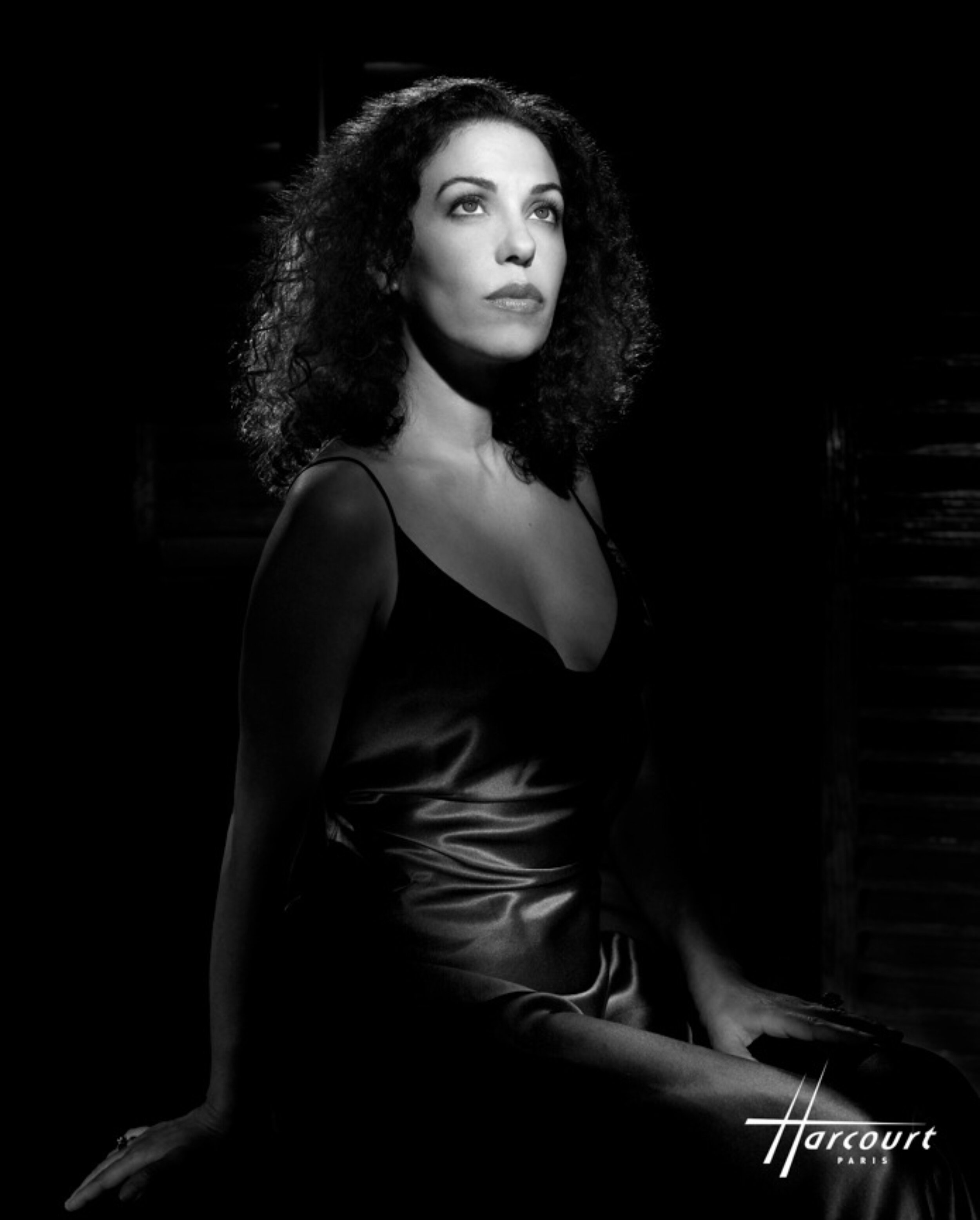 AKAABOUNE_SOUMAYA-DB-PP-CANNES2009-UGC-014030-BG-RetLOGO.jpg