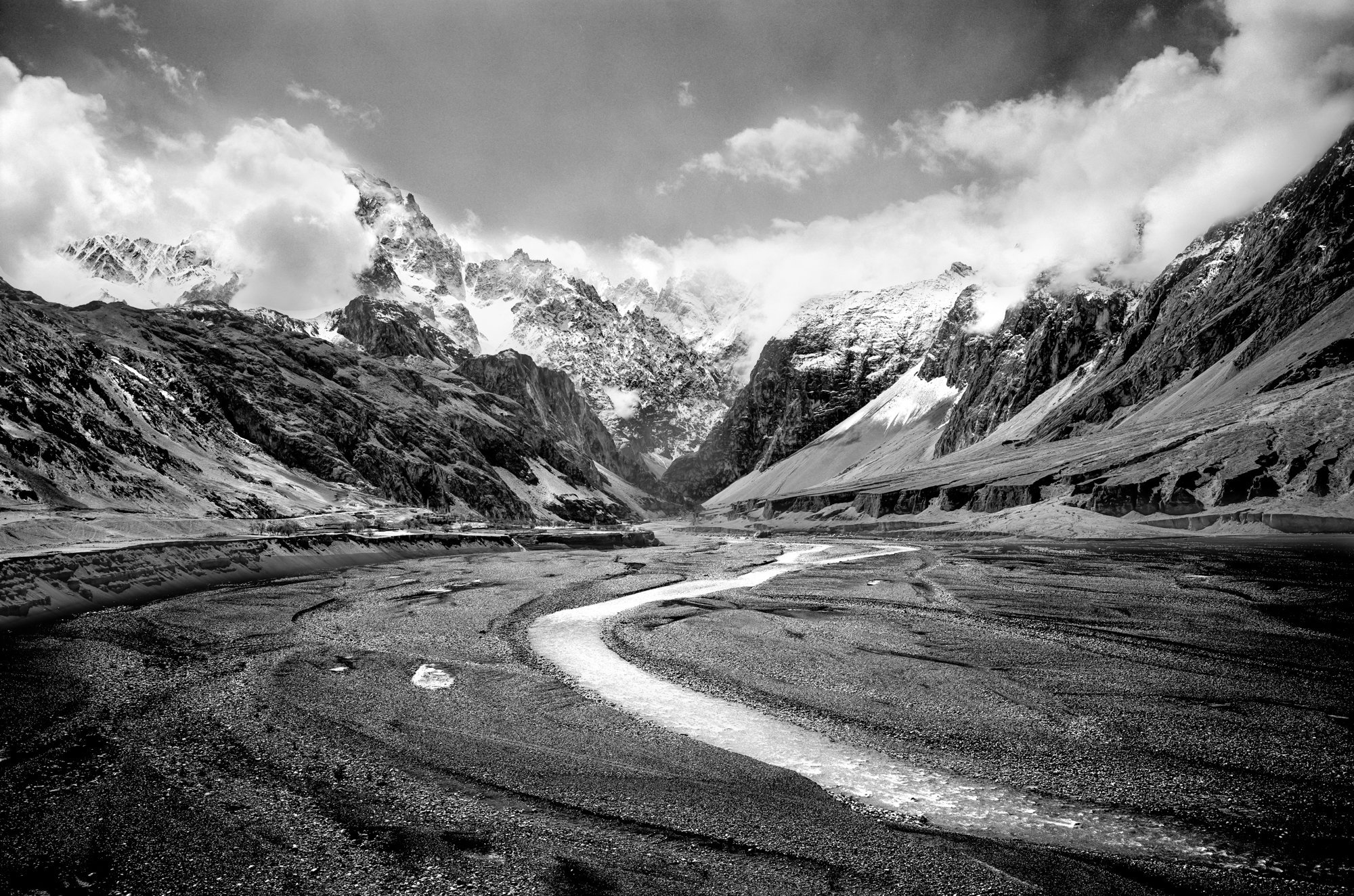 PAKISTAN+KARAKORUN+LANDSCAPE+1+(1).jpeg