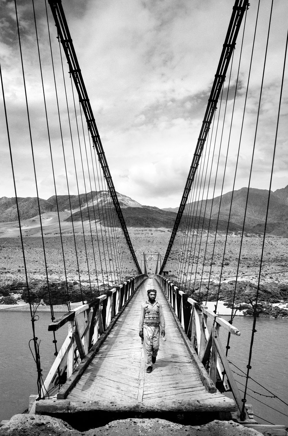 PAKISTAN+MAN+BRIDGE+NEW+(1).jpeg