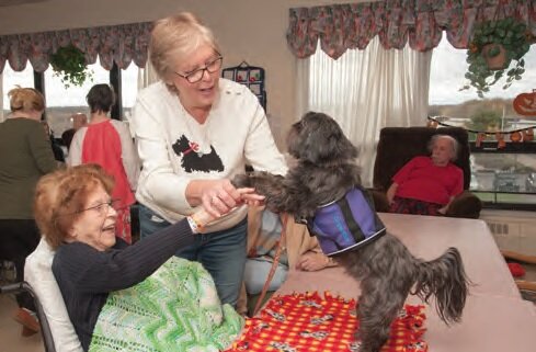 Volunteer-Pat-and-Betsey-at-Ontario-Center-oac1.jpg