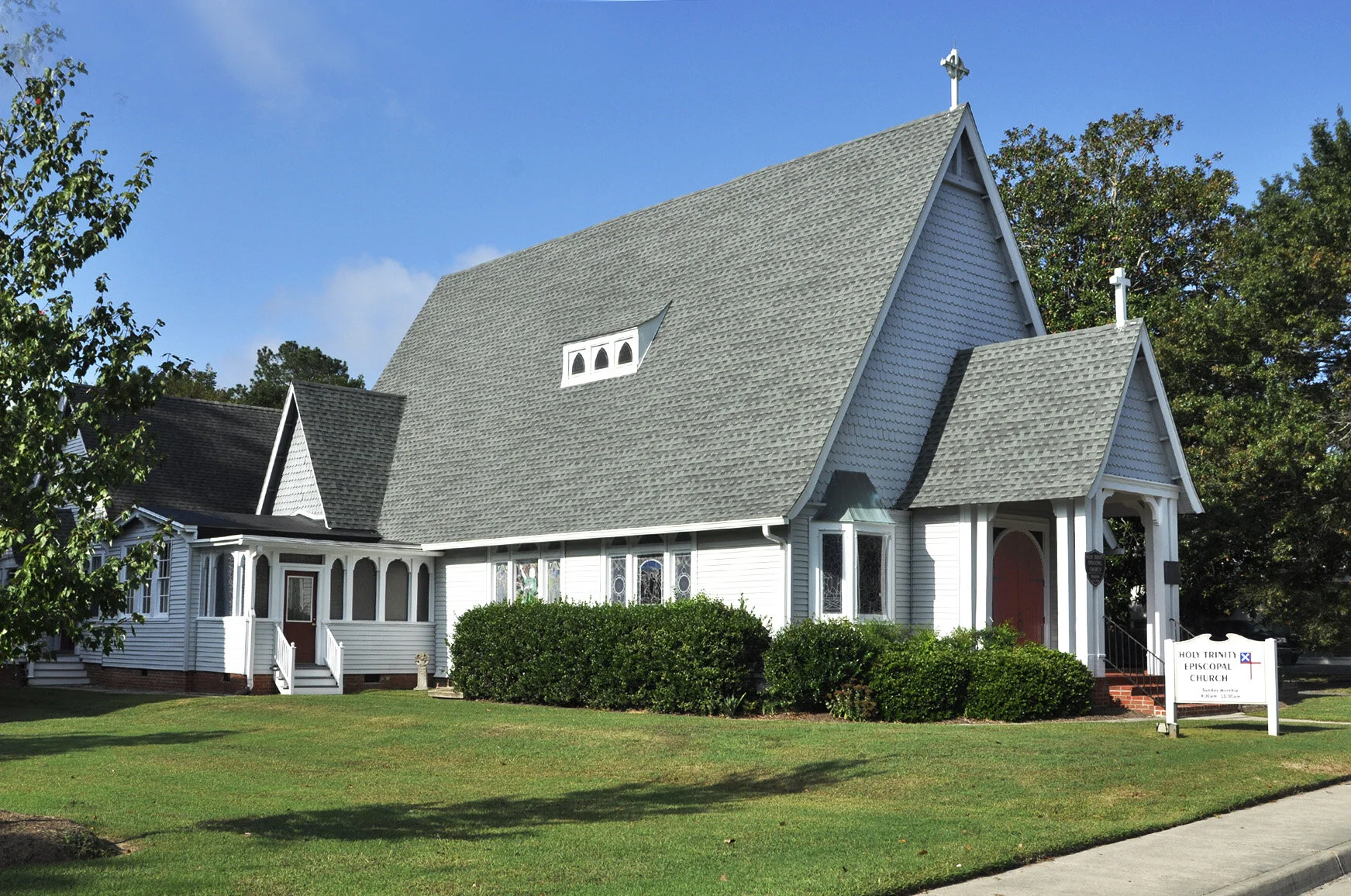 36 Holy Trinity side view.jpg