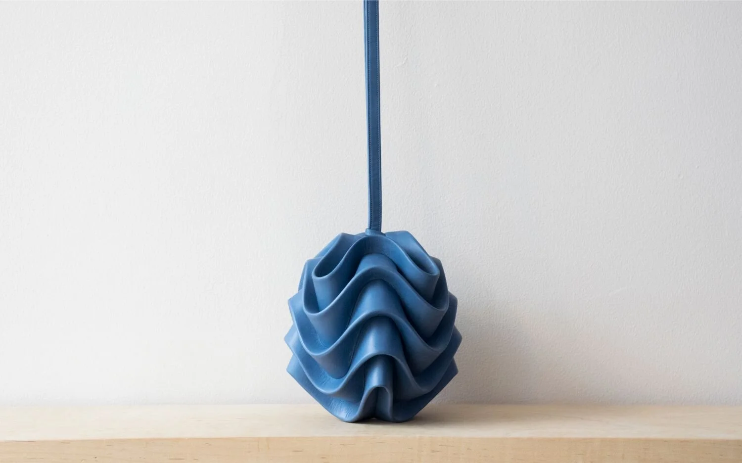 blue-pom-2.jpg