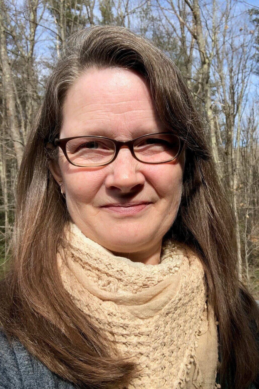 Lori-Headshot.jpg