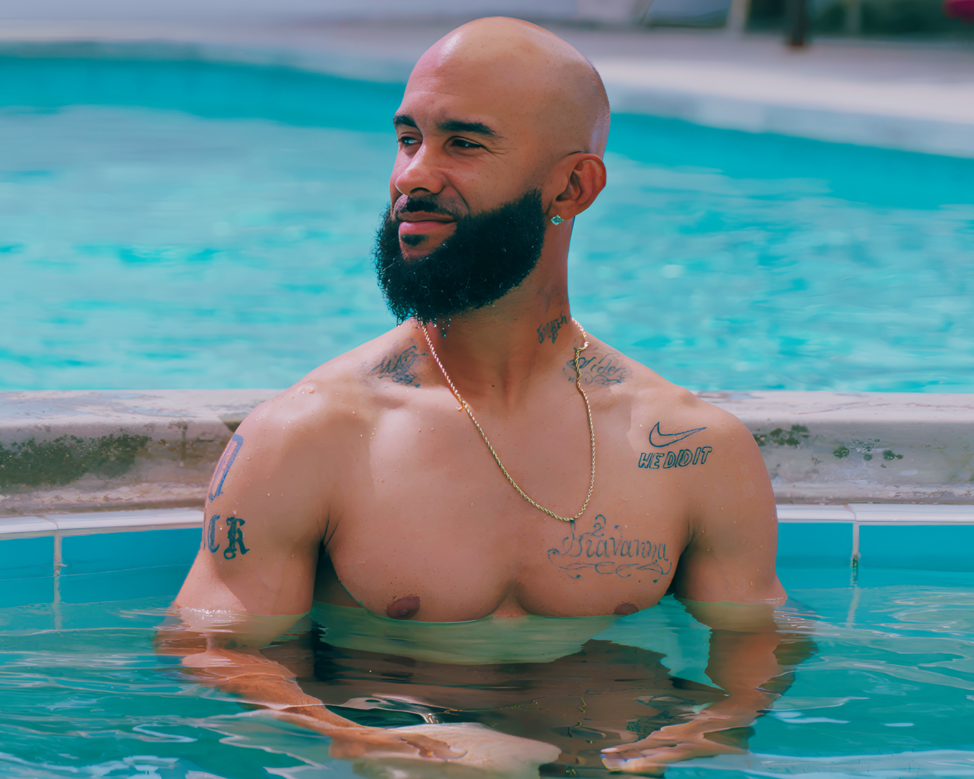 Miracle Manor Guest in hot tub