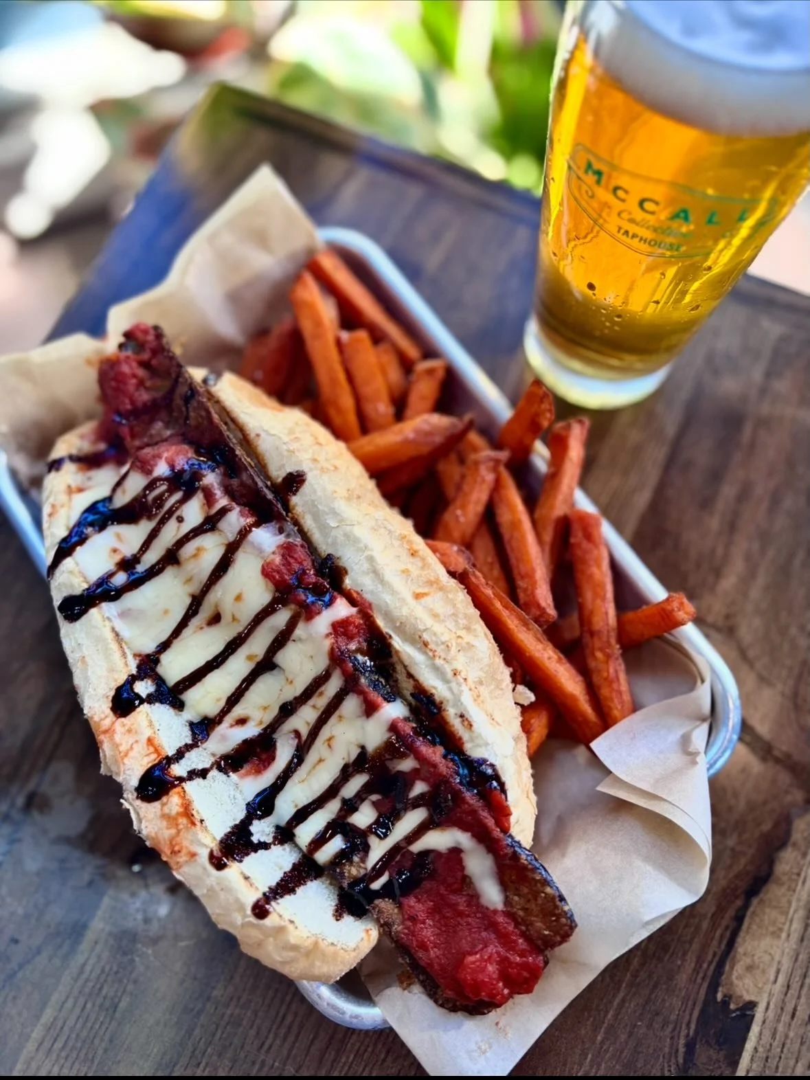 NEW menu items over at the Taphouse on Hamilton 👌

Eggplant Parm hoagie - Crispy fried eggplant, marinara sauce, cooper cheese and balsamic glaze drizzle on a roll

Potato Latkes - Mini potato pancakes served with chive crema dipping sauce

Kids Mac