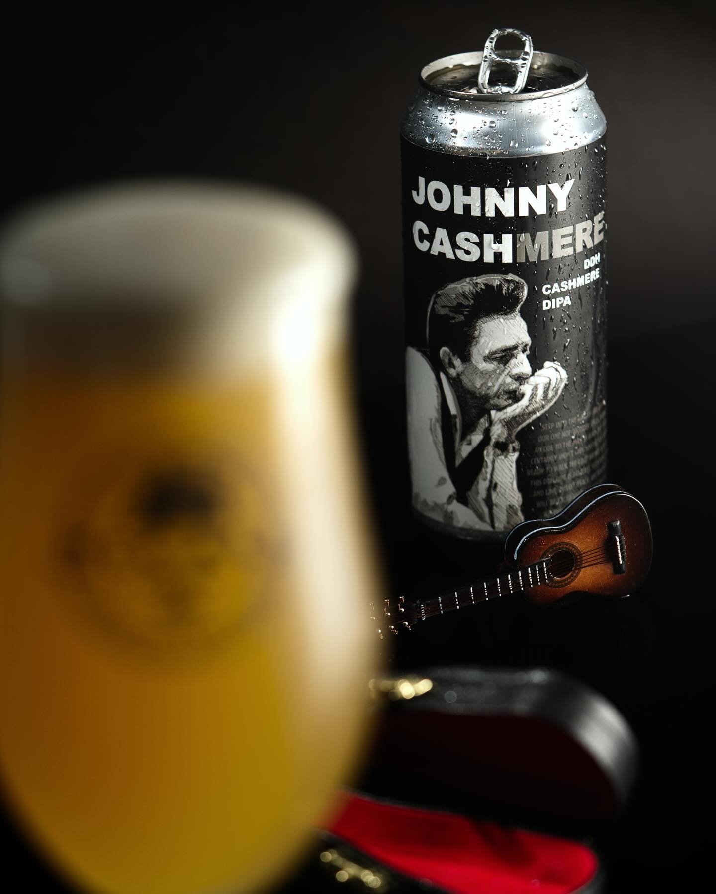 This banger is back in 4 packs to go!
On draught sooooon!
Johnny Cashmere - 8.3% Double India Pale Ale brewed exclusively with Cashmere hops. 
Silky mouthfeel, complex fruit notes - this hazy is a real crowd-pleaser. 
Available NoW! 🍻
