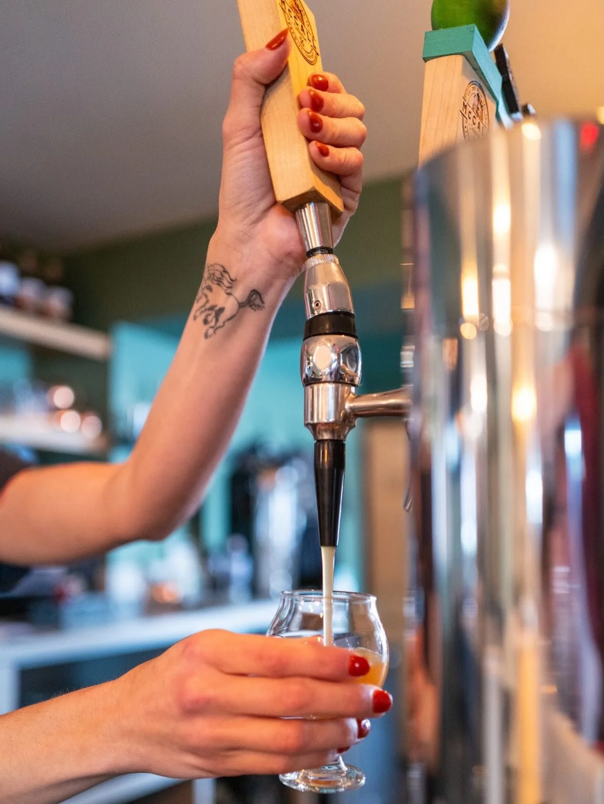 Phillies play at 6:40 tonight
Get $1 off all draught pours during the game!
BOTH locations! 
What&rsquo;s going in your glass?!

Happy Friday and Happy LV Beer Week, Ya&rsquo;ll
Perks on perks on perks 🍻