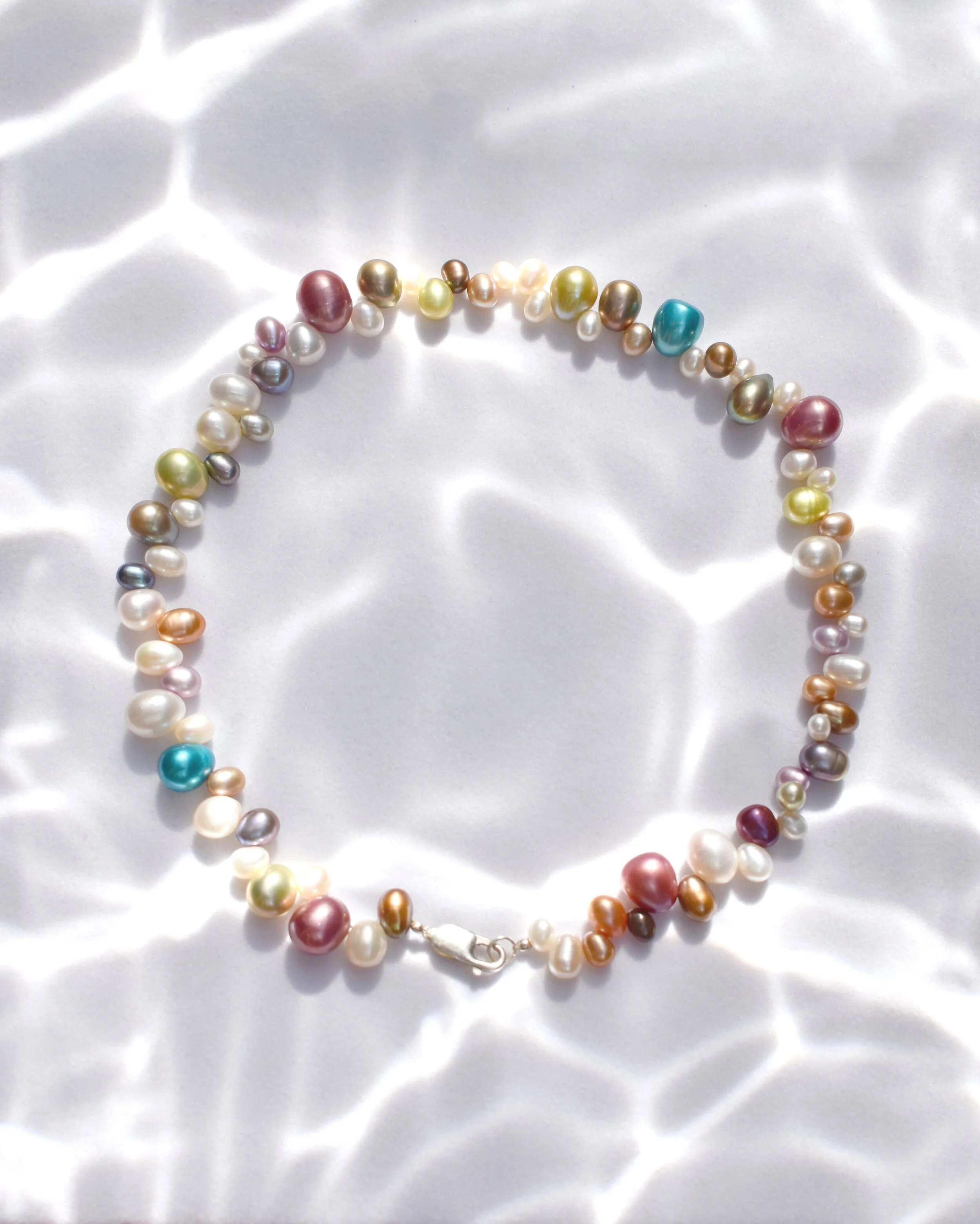 BOBBLES COLLAR