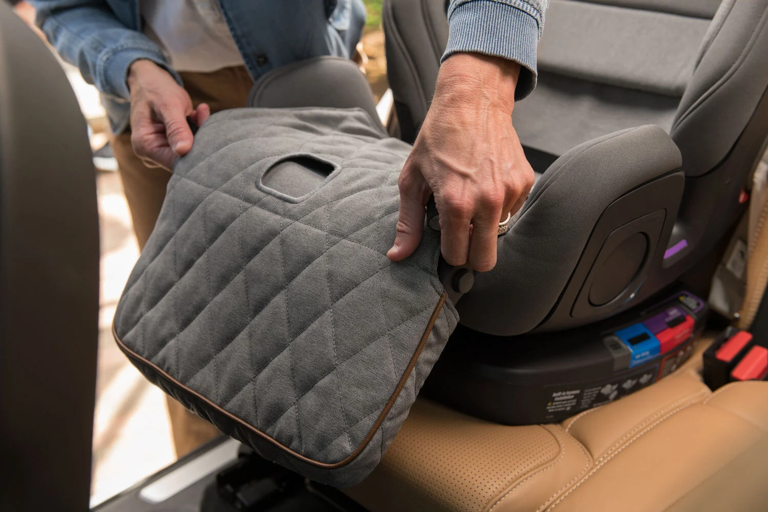 nuna exec rear facing