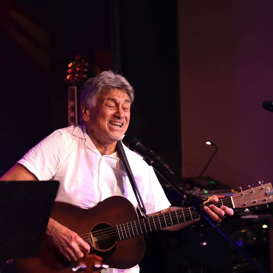 Sunday Music - Joe Bisceglia