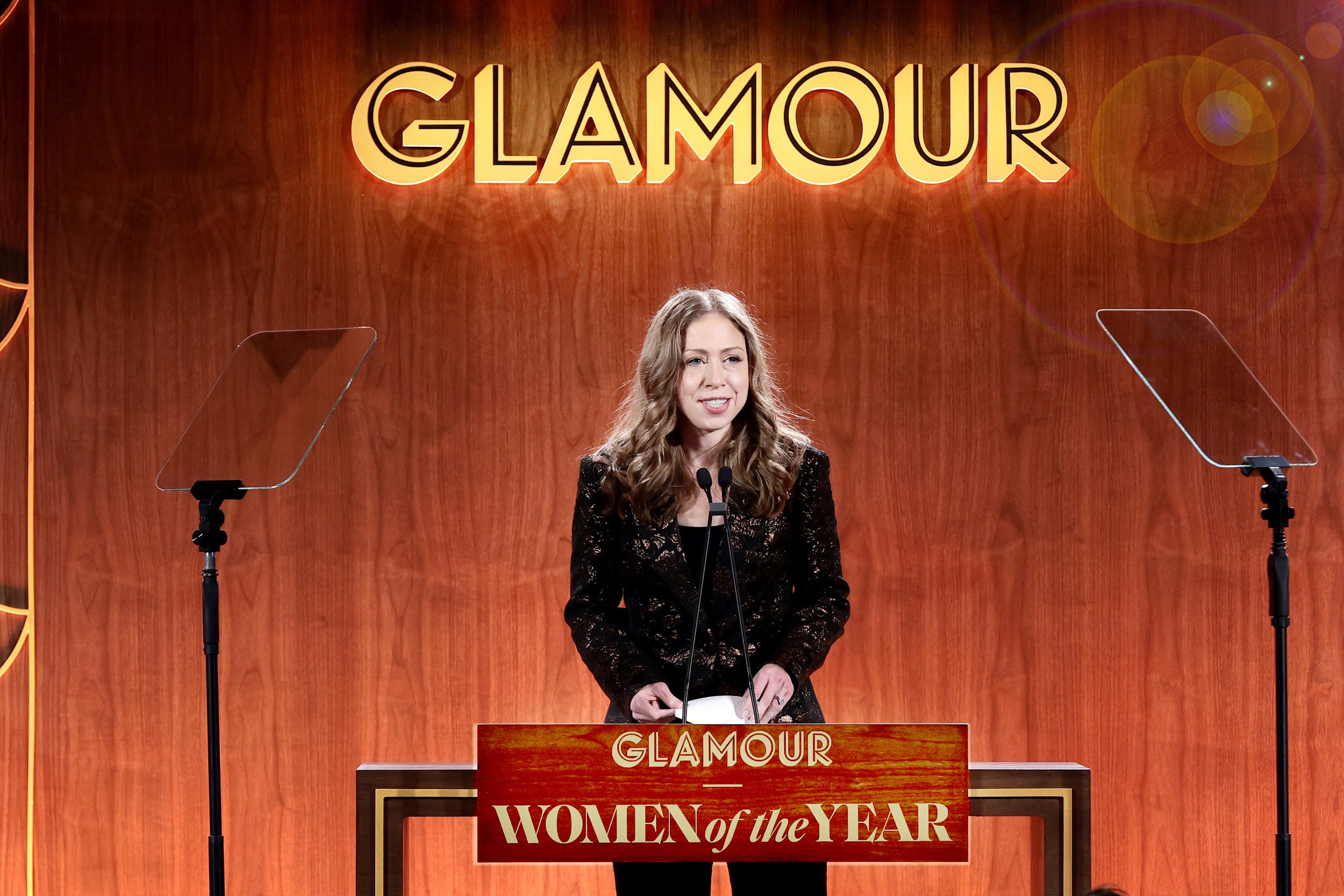 03_Chelsea Clinton presents Shannon Watts with her WOTY award. Photo by Getty Images for Glamour copy.jpg