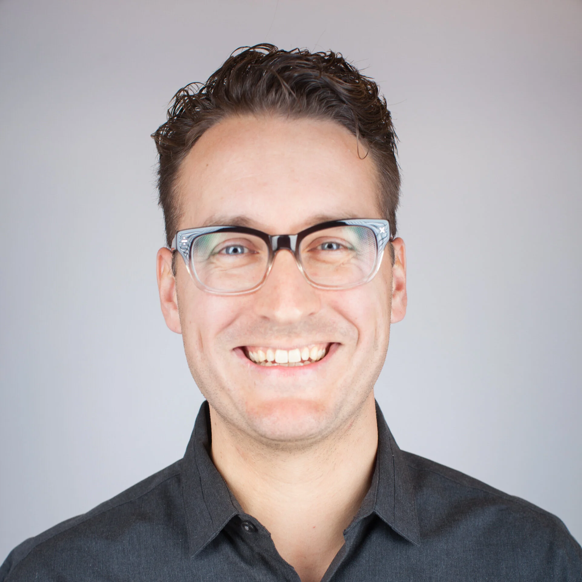 Kevin Gosa Headshot.jpg