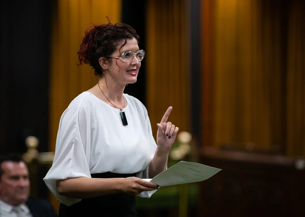 Pénalités financières : Christine Normandin réclame un traitement juste pour les aînés 