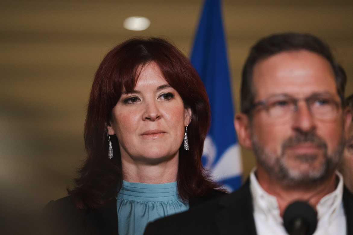 FACE À LA CRISE, LES LIBÉRAUX DORMENT AU GAZ