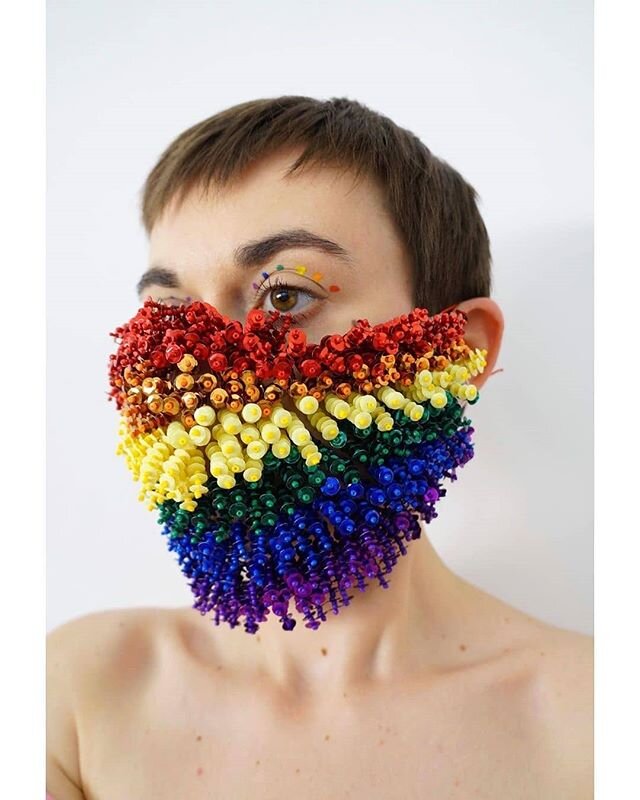 Reposted from @yuliaakachan Love is Love!🏳️&zwj;🌈 #pride2020
#lgbtq
#artmask #maskart