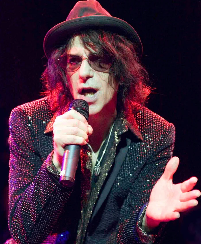 Show 946 - Quarantine Qoolness: Peter Wolf