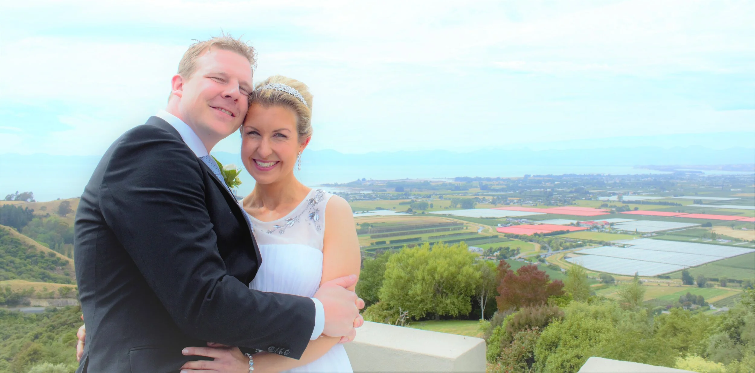 Castle View of Motueka Township, the capital of boutique vineyards and craft beer.