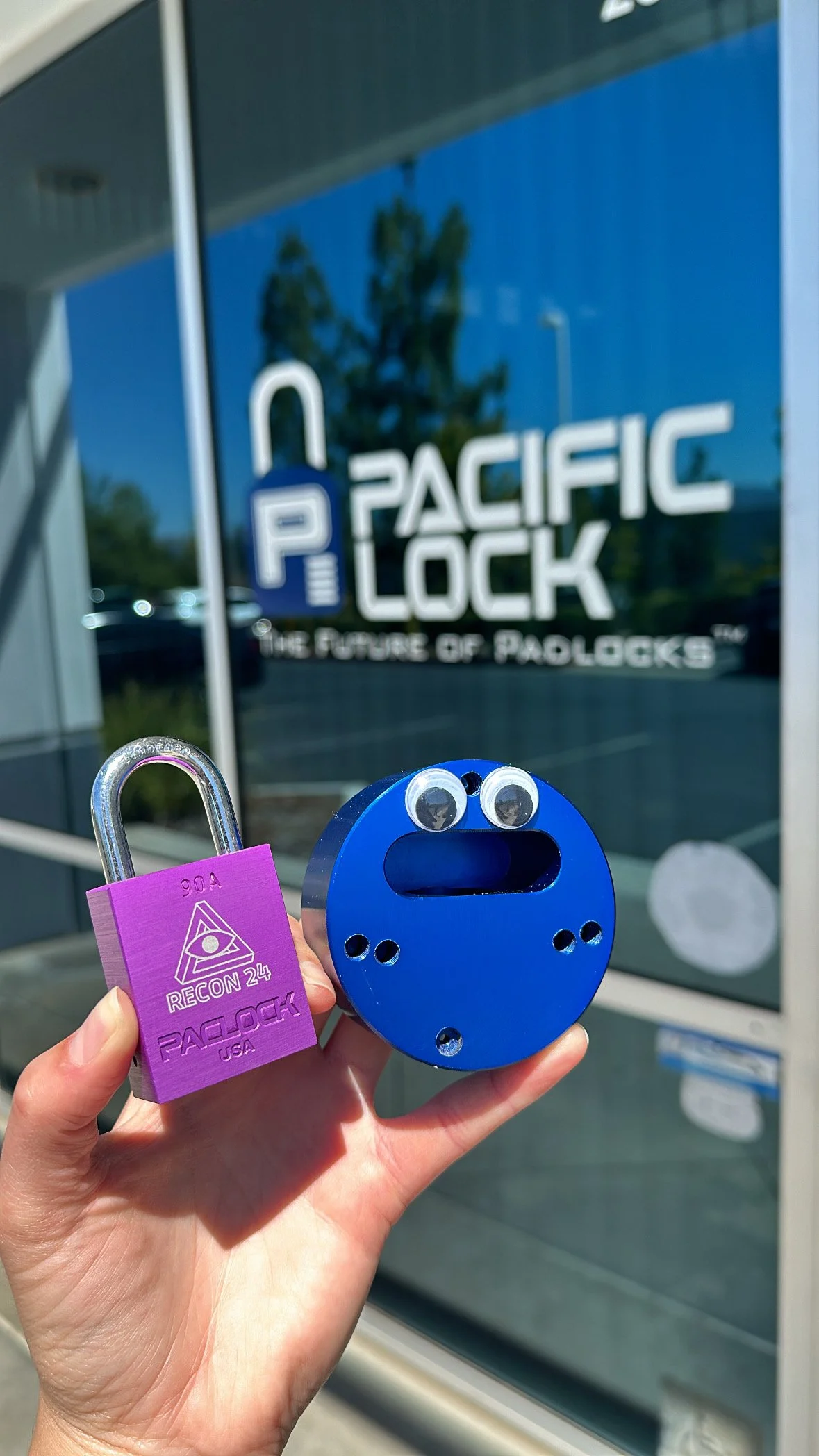 RECON-Padlock.JPG