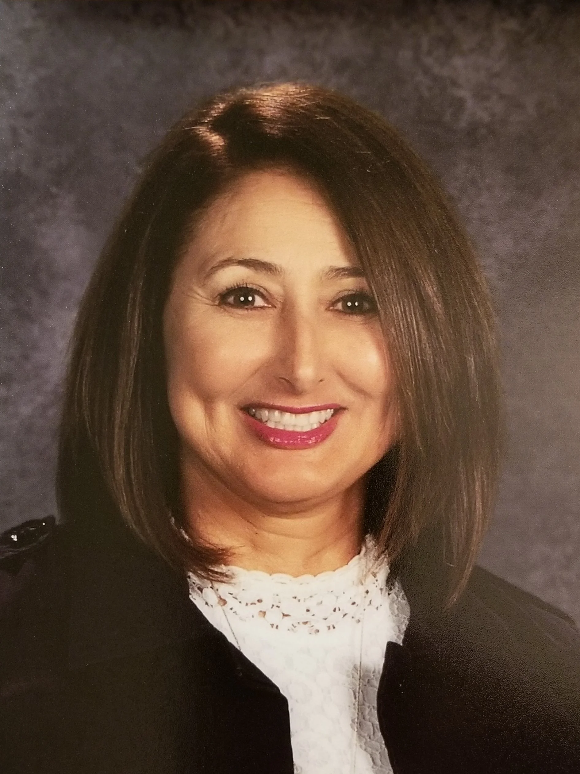 Bio image for Dr. Elvia Estrella