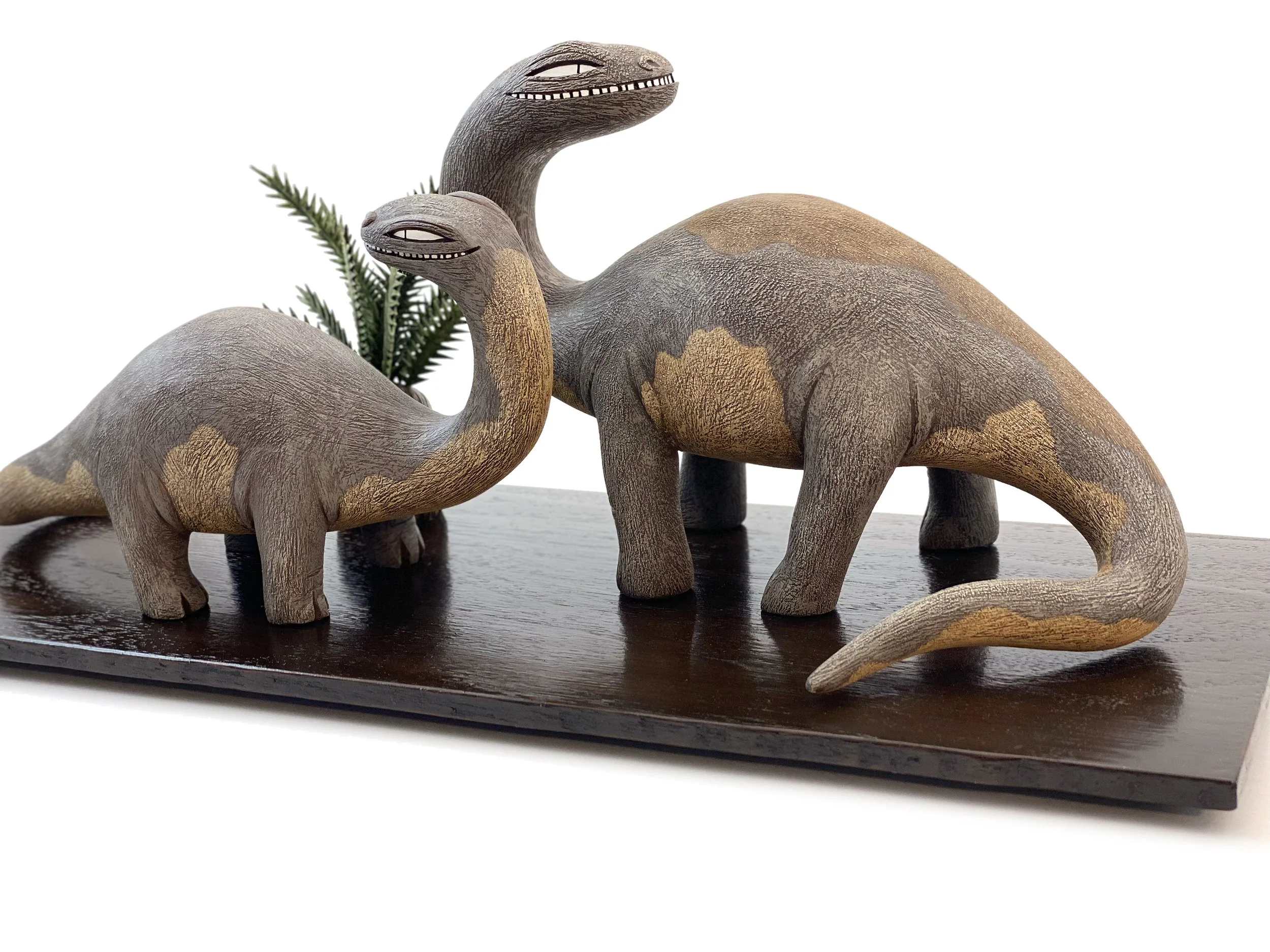dinos05s.jpg