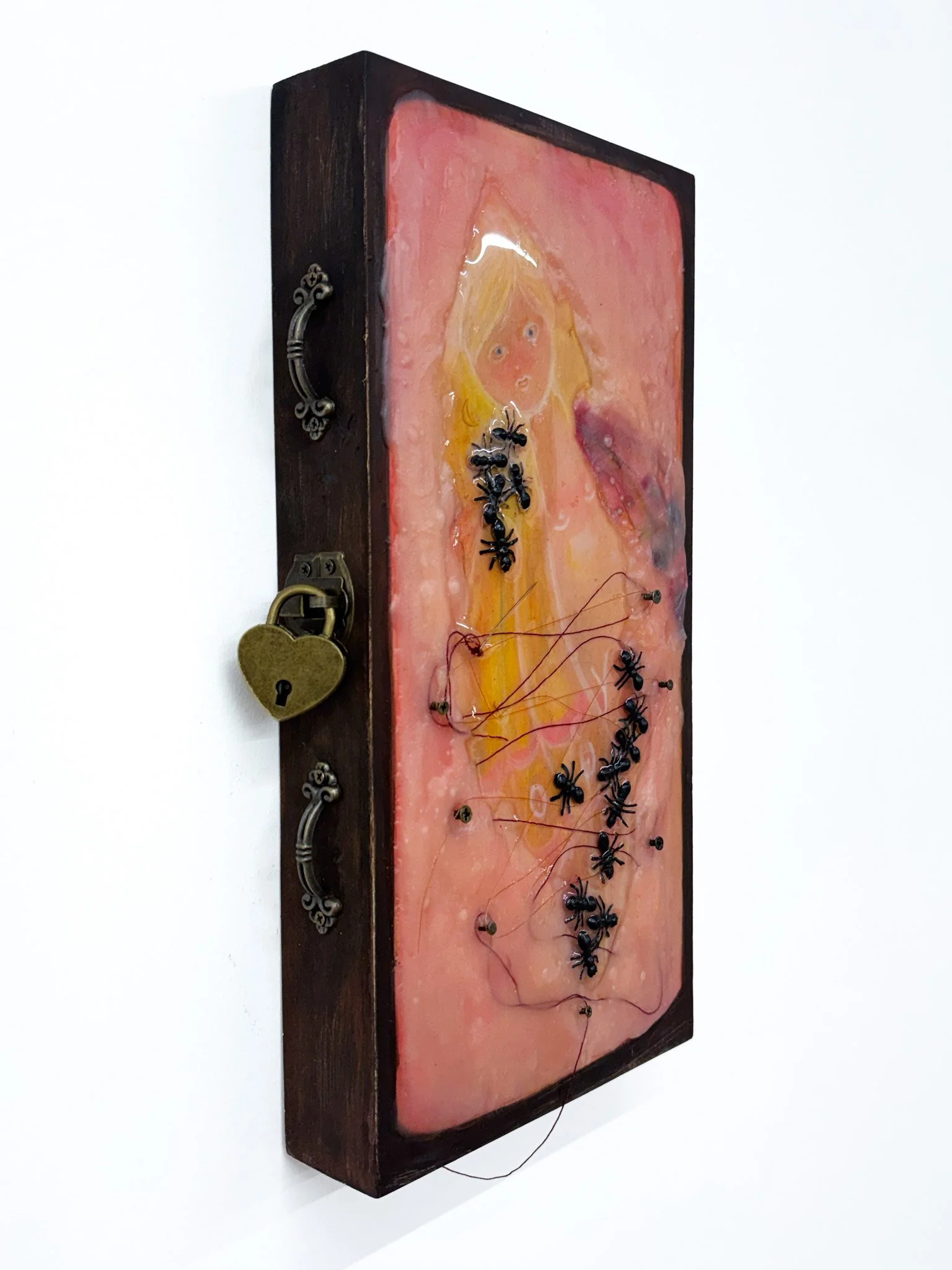 roomforsmallcreatures_side2 .jpg