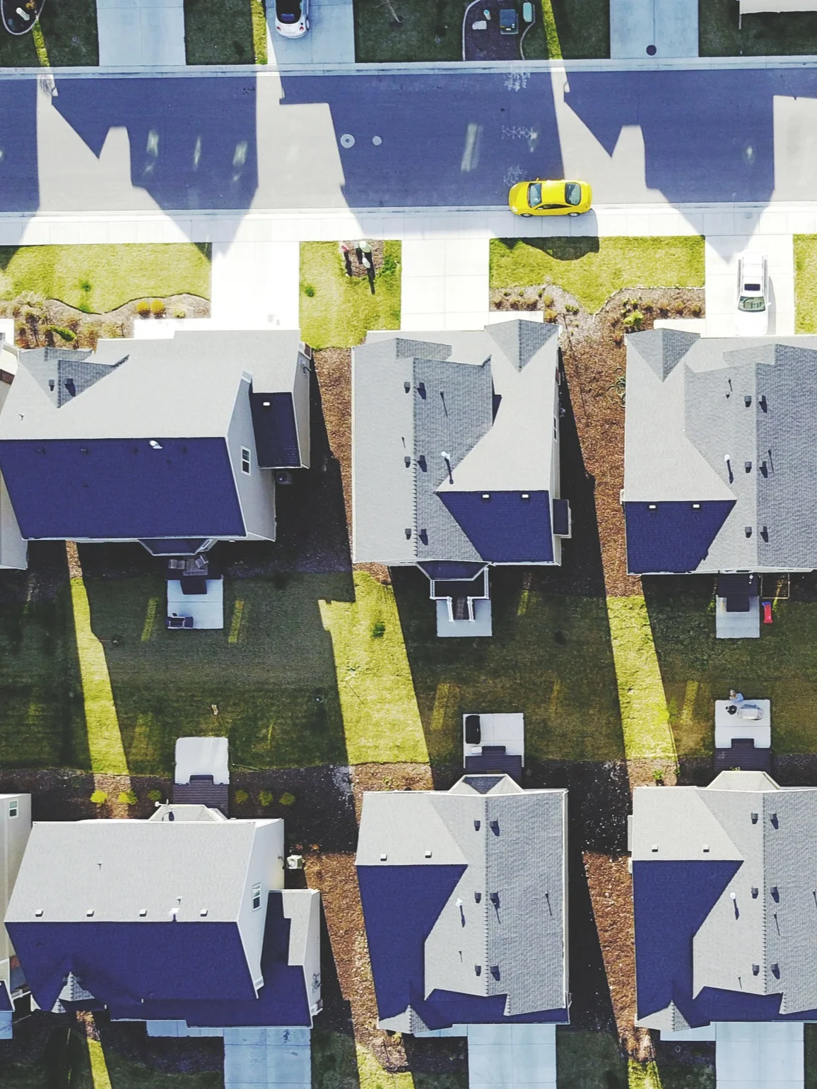 ARE REAL ESTATE AGENTS REQUIRED TO CHECK PERMITS OR ZONING?