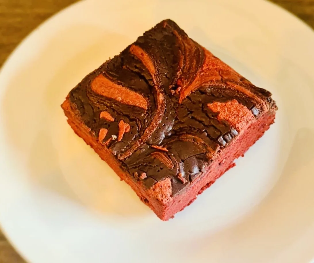 RED VELVET BROWNIE