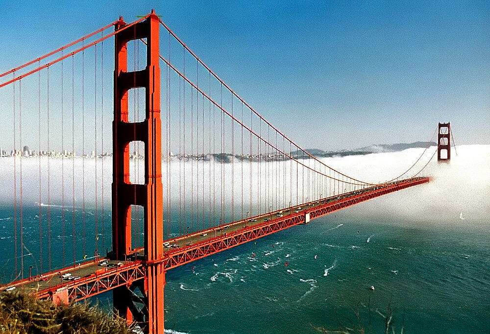 San_Francisco_-_Golden_Gate_Bridge__Biased_Fog_.jpg