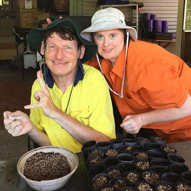 It is always nice to lend a helping hand where you can with your workmates.. We see this in action constantly with these two superstars 👏🏽🌿 A huge and well deserved shoutout to Simon and Katie 💚