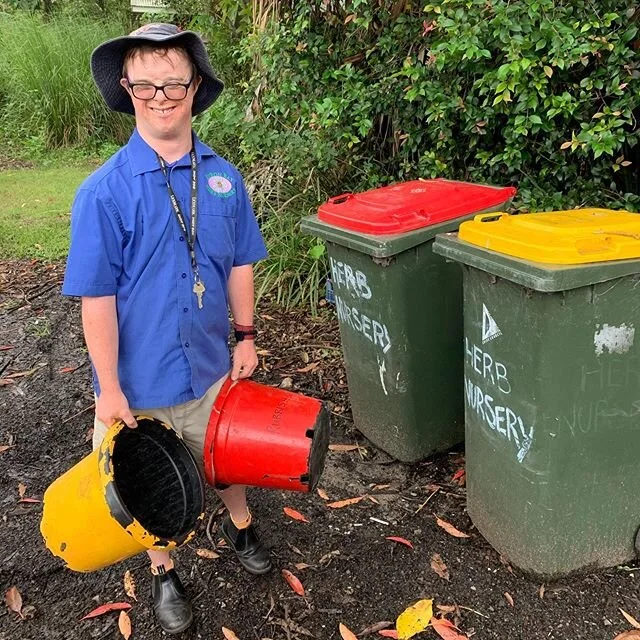 Thank heavens we have Jon who remembers and loves to take the bins out everyday at work ♻️👏🏽👏🏽