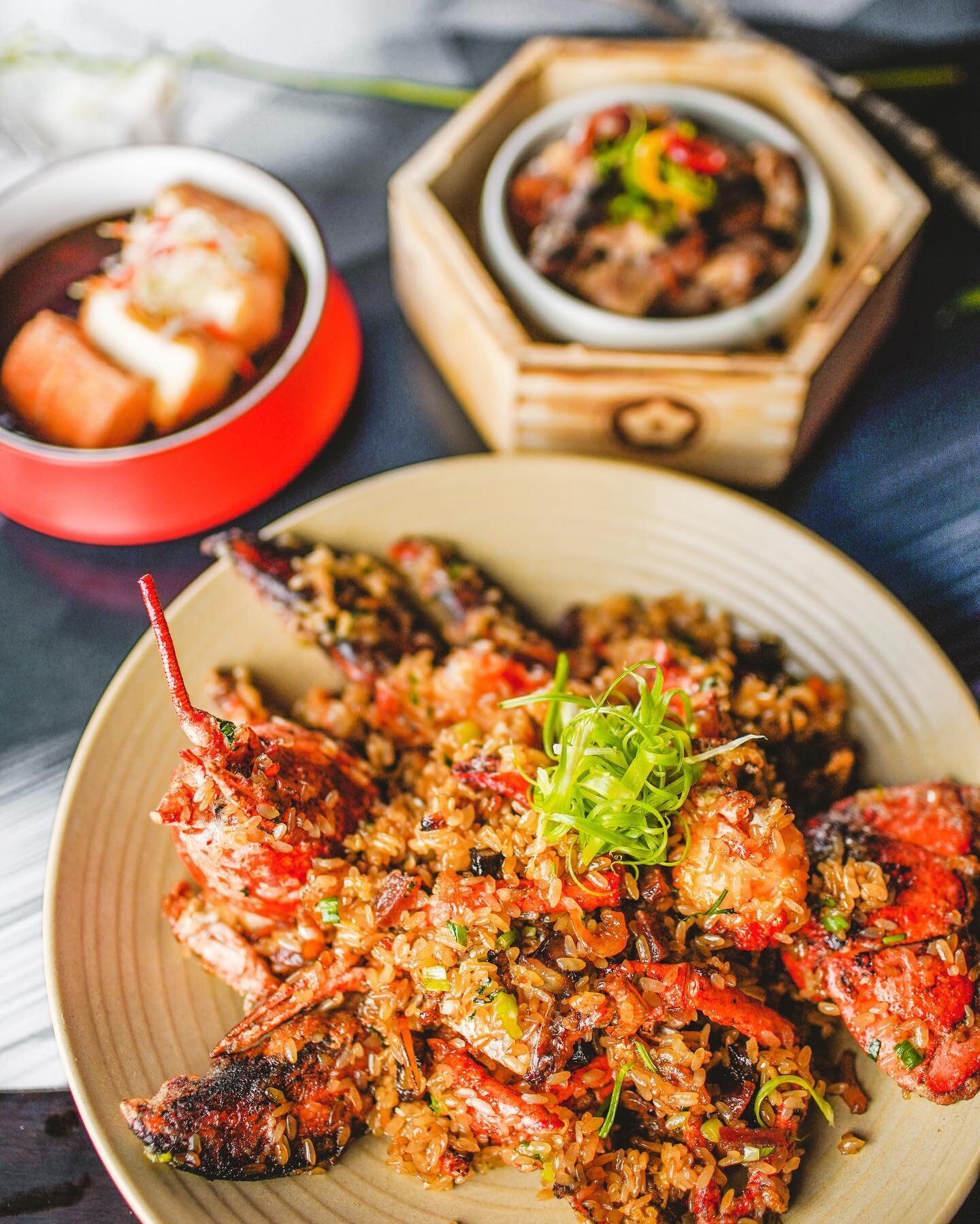 Palette Tea Garden is well known for this famous Stir-fry Maine Lobster Sticky Rice. Have you tried this yet?
-
@paletteteagarden
48 Hillsdale Mall
San Mateo, CA 94403
650.769.8888