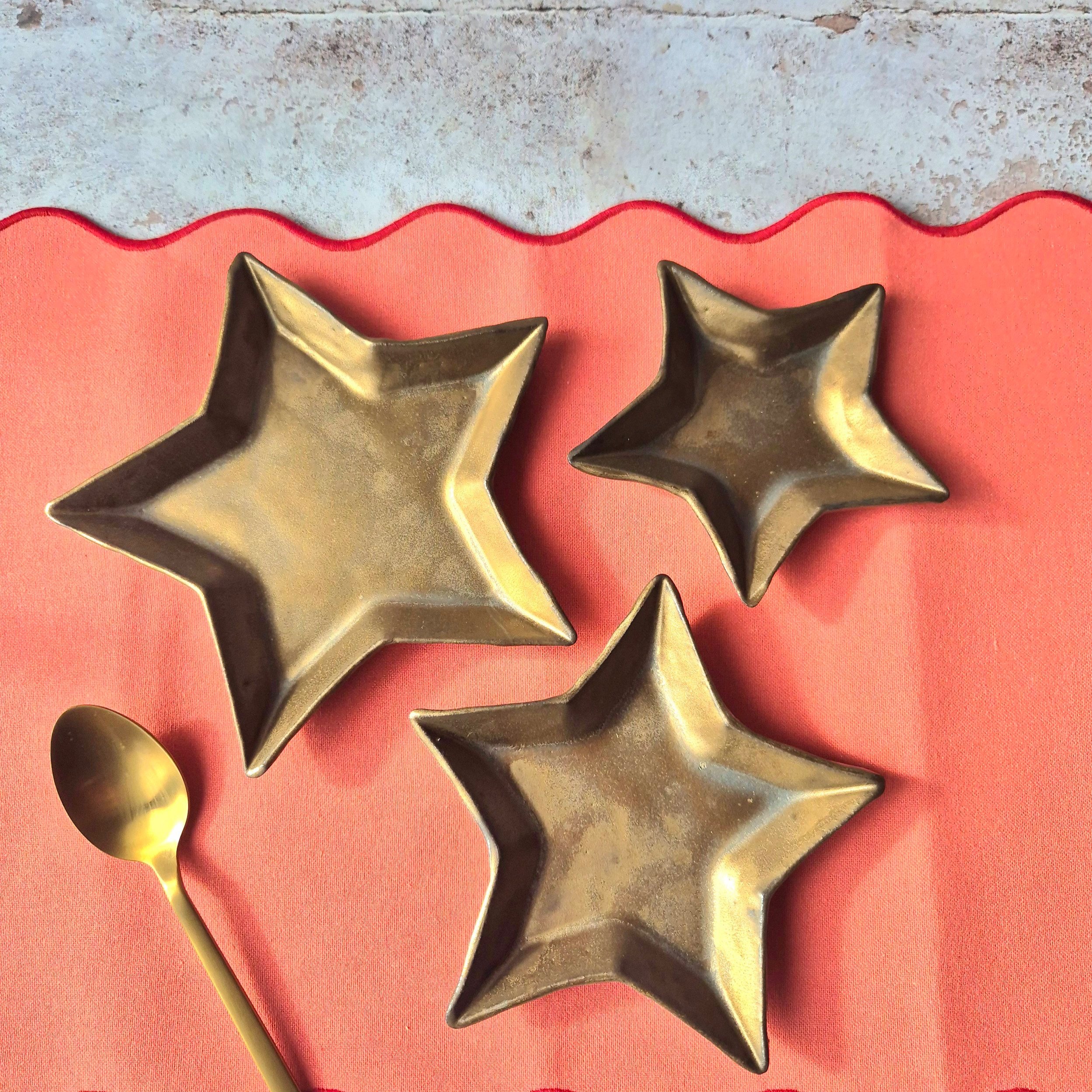 Christmas star dishes, star plates, gold, bronze, charcoal gold,, Festive plates, Turquoise and white, Jenny Hopps Pottery, ceramic gifts, pottery gift, christmas gift