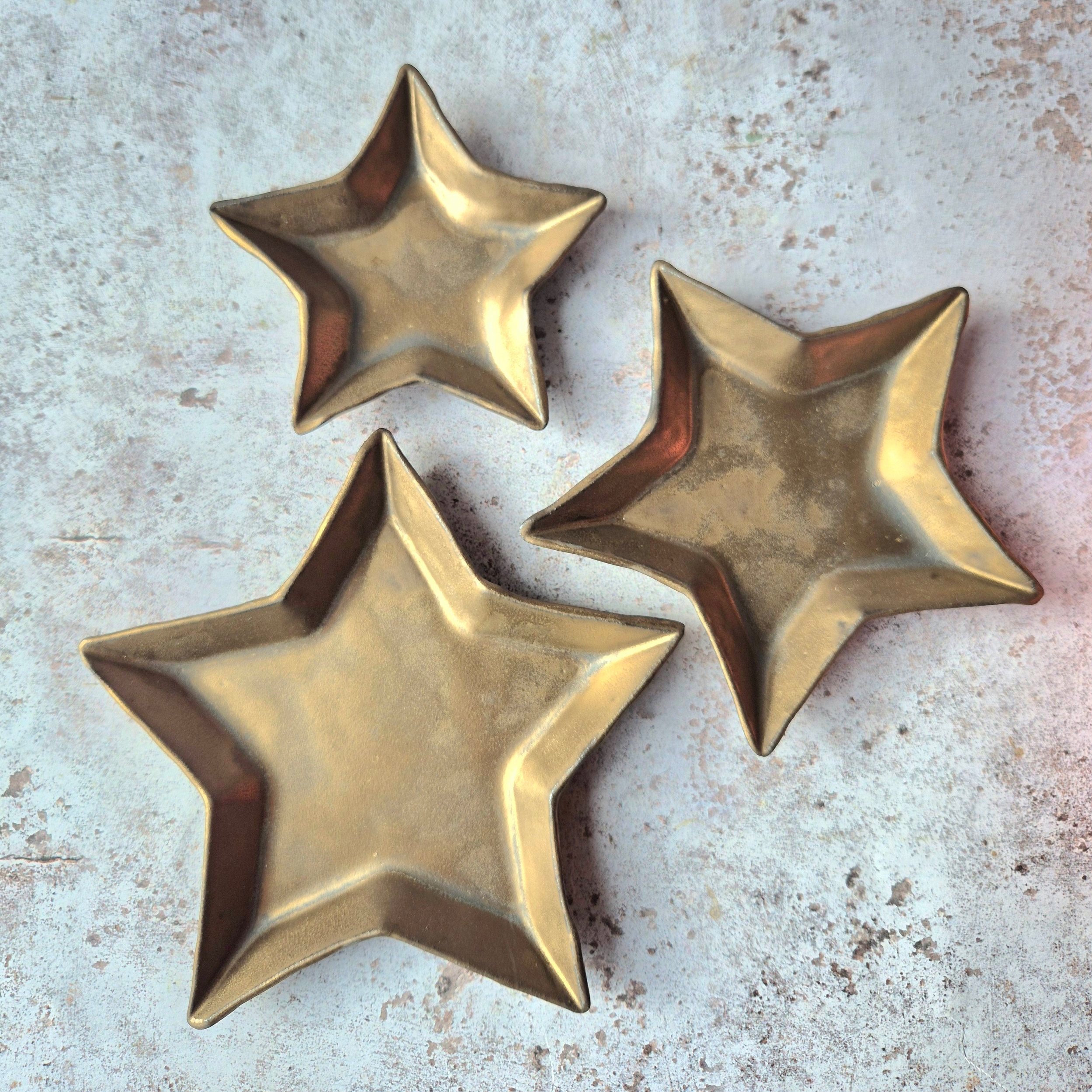 Christmas star dishes, star plates, gold, bronze, charcoal gold,, Festive plates, Turquoise and white, Jenny Hopps Pottery, ceramic gifts, pottery gift, christmas gift