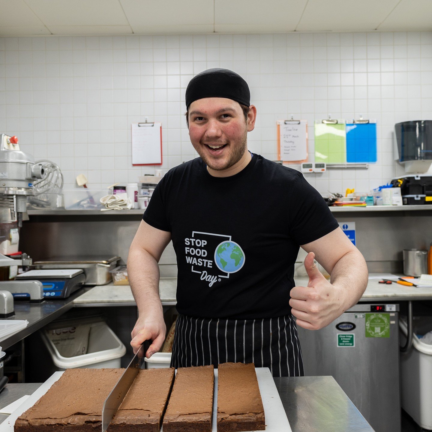 SNEAK PEAK! Behind the scenes our chefs have been busy prepping for tomorrow. Chris getting pickled broccoli stalks ready and Avery baking some delicious coffee ground brownies! Join us tomorrow at Oliver's for #stopfoodwasteday.