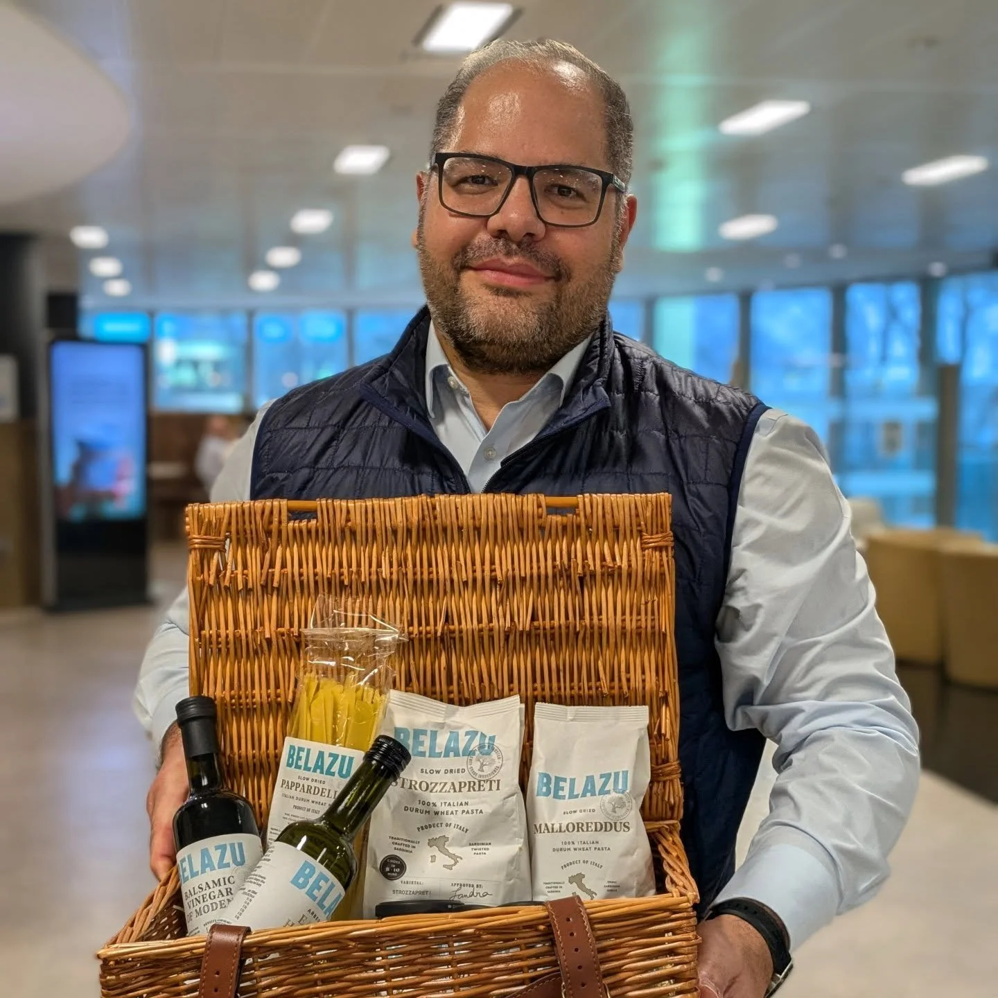 Big congratulations to our lucky winner, Andre! 🎉 He&rsquo;s collected his hamper packed full of delicious goodies from Belazu after taking part in our Novembe's Plant-Forward Challenge 🌱✨
Missed out this time? Don&rsquo;t worry&hellip; a similar c