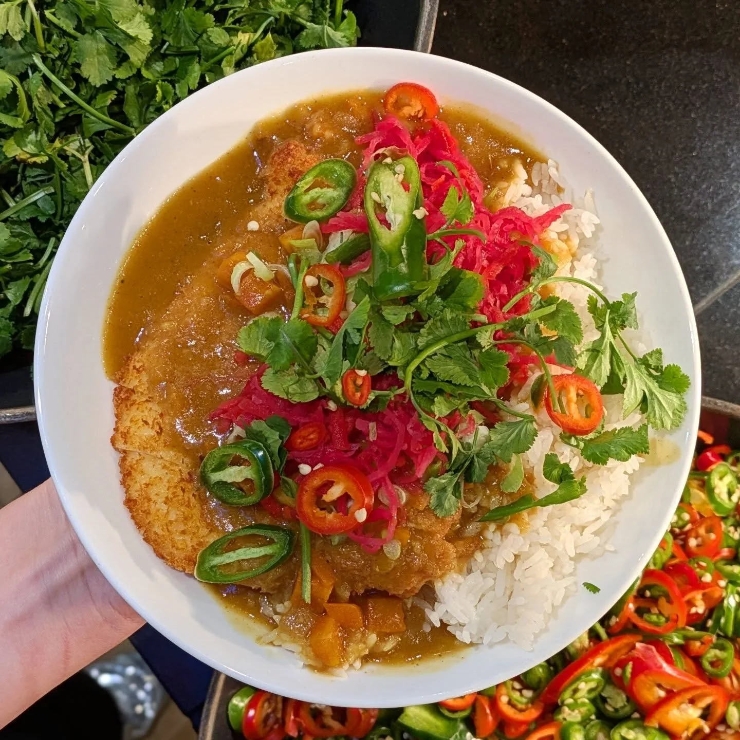 Golden, crispy katsu curry, smothered in rich, comforting sauce 😮&zwj;🔥

A classic for a reason. Available at Bamboo Bike 🌟