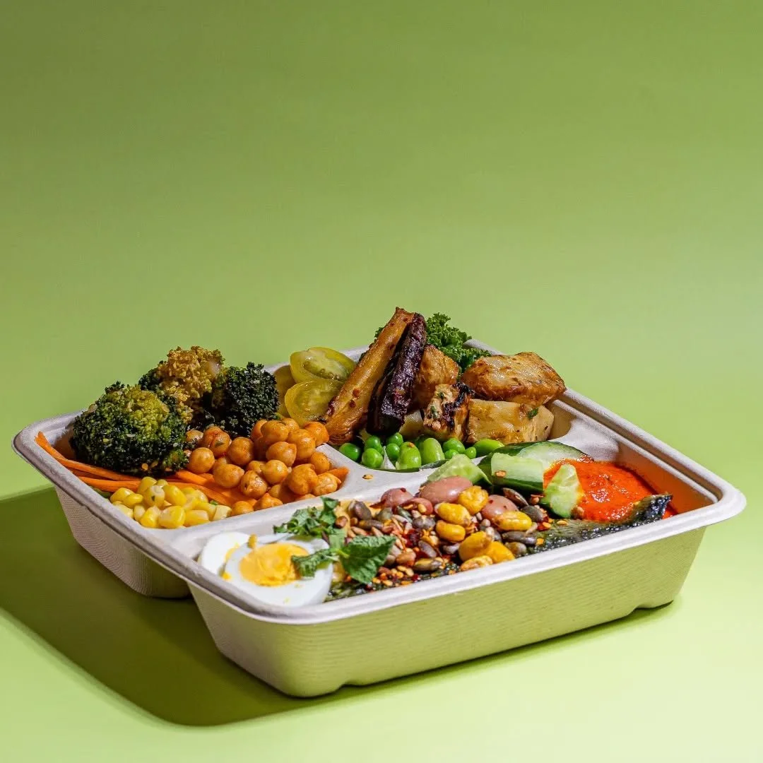 Come and celebrate World Health Day with FieldTray at Oliver's 💚✨️ 

Nourish your body and fuel your mind with our fresh, balanced and wholesome FieldTray counter 💪🧠 

 Create your own, customised dish from a choice of healthy grains, proteins and