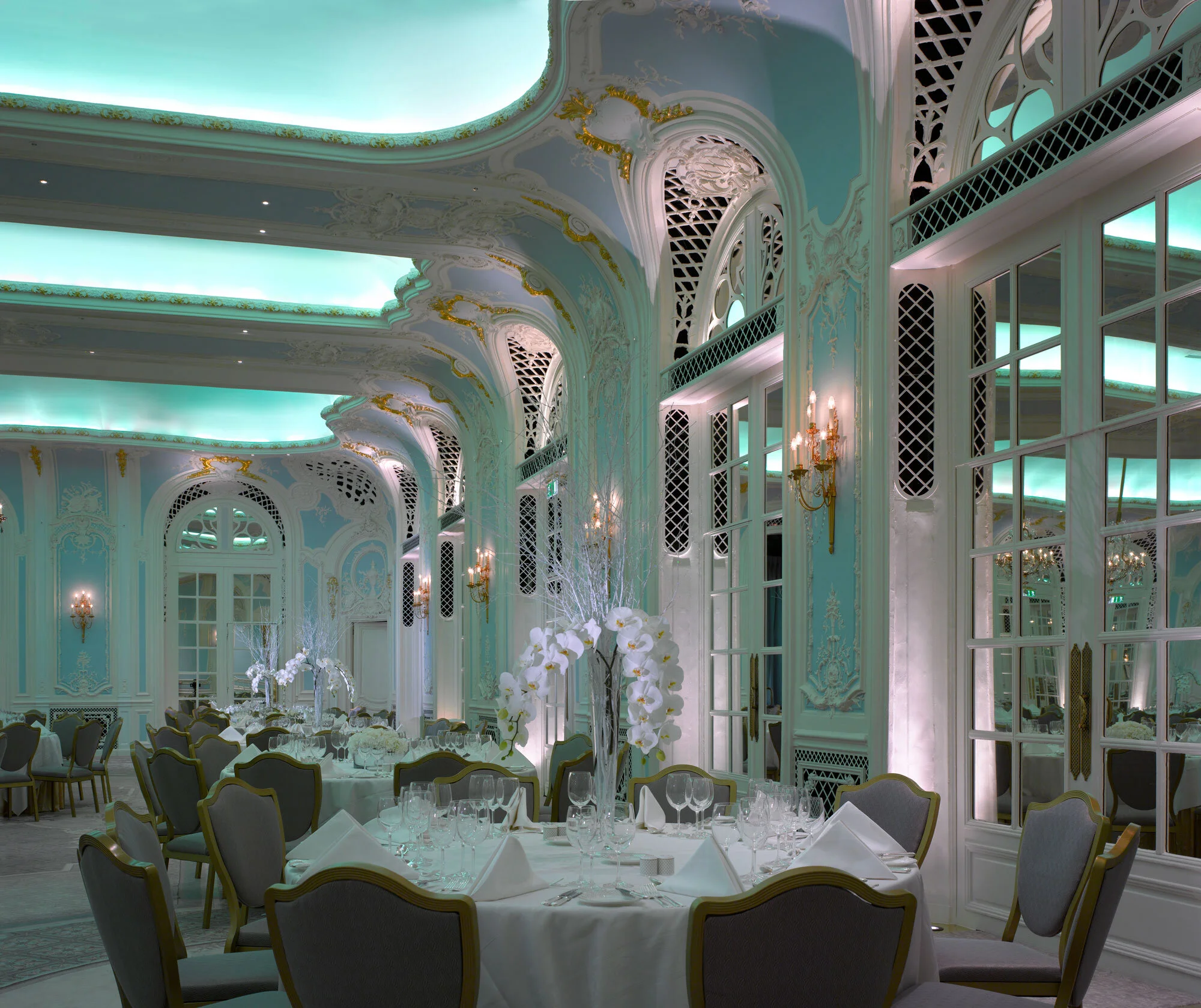 reardonsmith-the-savoy-interior-6.jpg