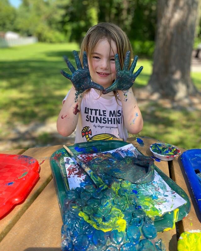 Reduce, Reuse, Recycle ♻️ Our summer campers are learning about ways to get creative with art by reusing materials we already have in new ways! 🎨

#summercamp #reducereuserecycle #preschool #creativeart #reuse #rollingwoodacademy