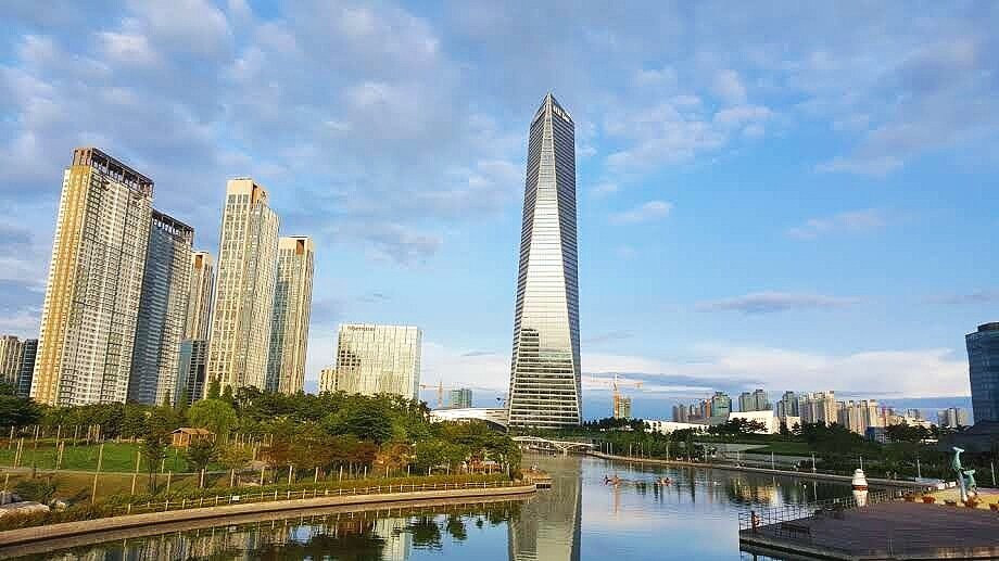 Lake View at Songdo Central Park