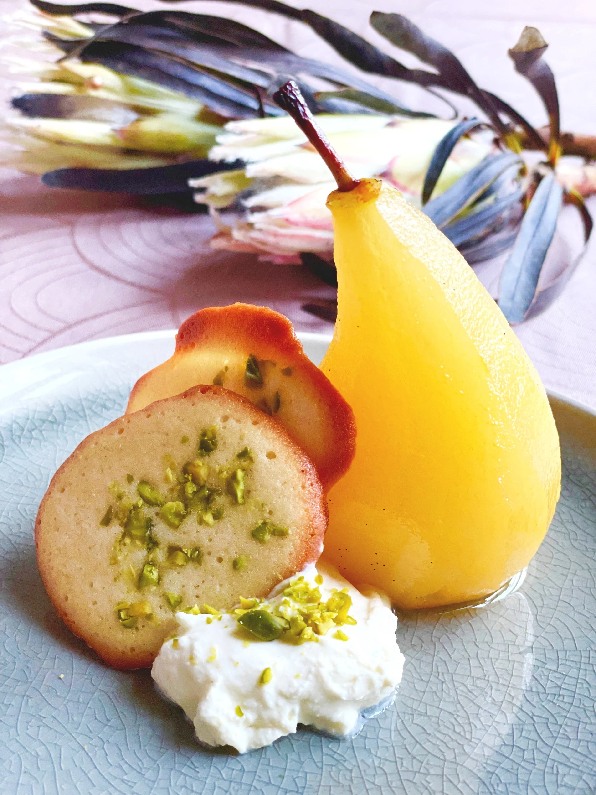 Ellas pocherede pærer med mascarpone creme