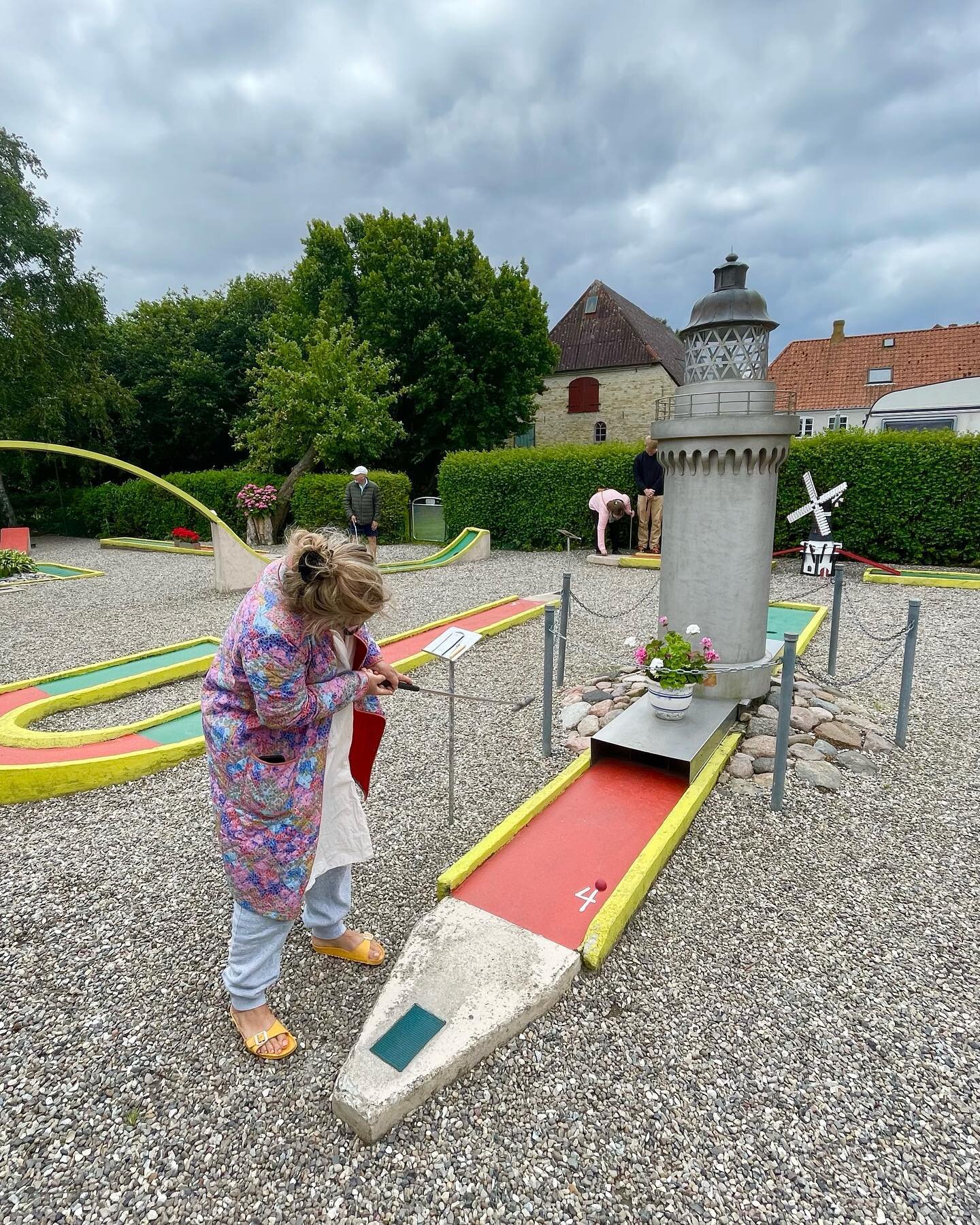 &AElig;r&oslash;s bedste turistattraktion - minigolf i S&oslash;by. Minigolf er en sv&aelig;rt undervurderet sport i mine &oslash;jne
#progolfer 
#proathlete #sj&oslash;rlis #&aelig;r&oslash;