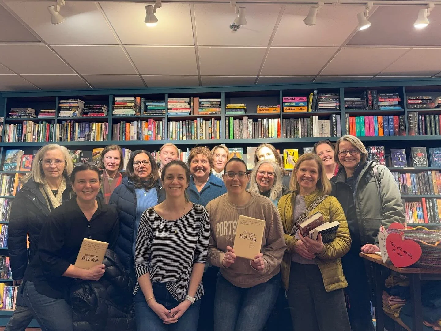 A fantastic evening at the Rosa 🍕 followed by Date with a Book at the Portsmouth Book Nook 📚! #portsmouthnh #gfwcnh #gfwc #portsmouthbooknook