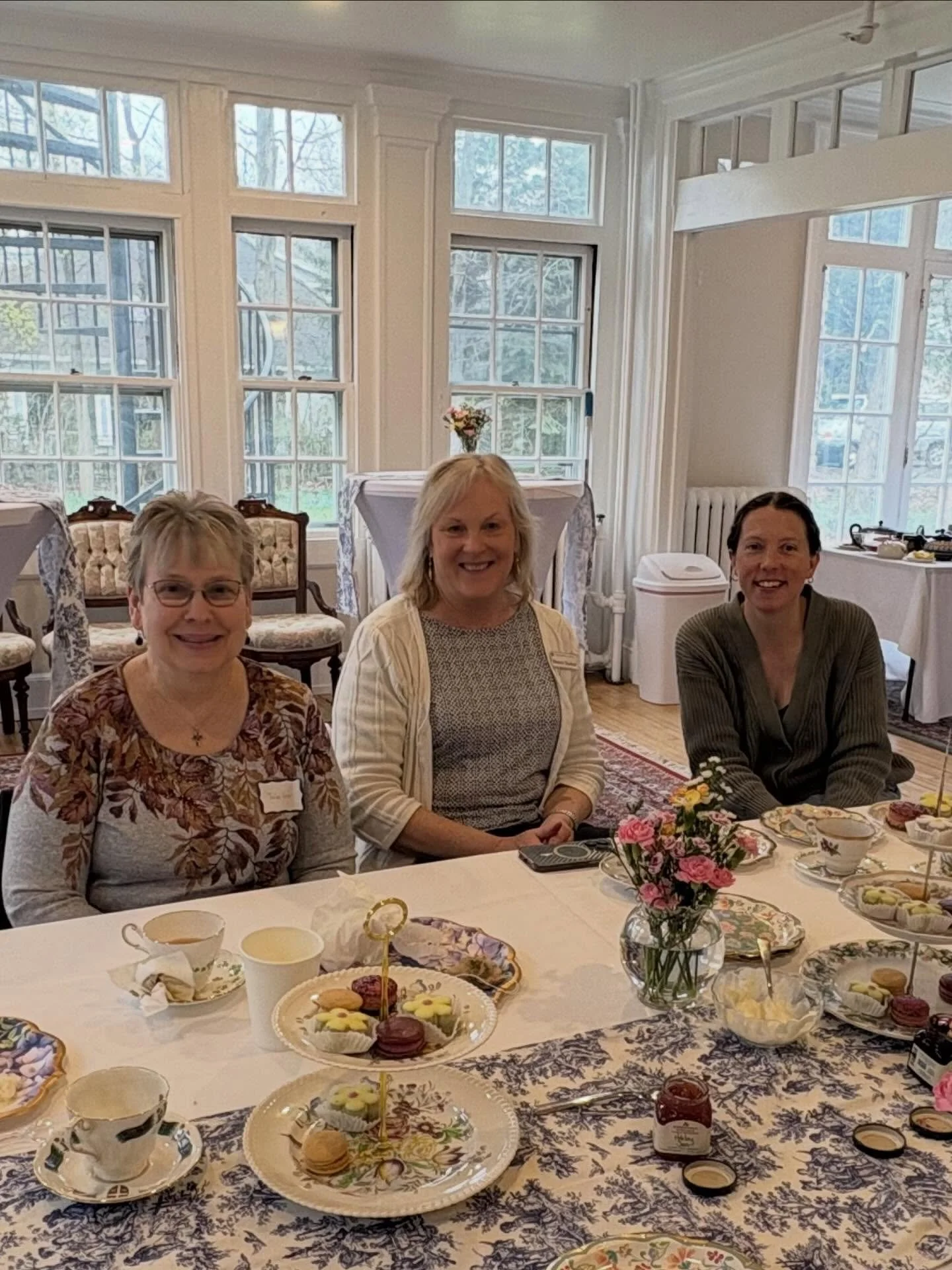 ☔️🫖☕️A rainy Sunday was the perfect time for our Spring Tea Member Social! #gfwc #grwcnh #portsmouthnh #seacoastnh  #springtea