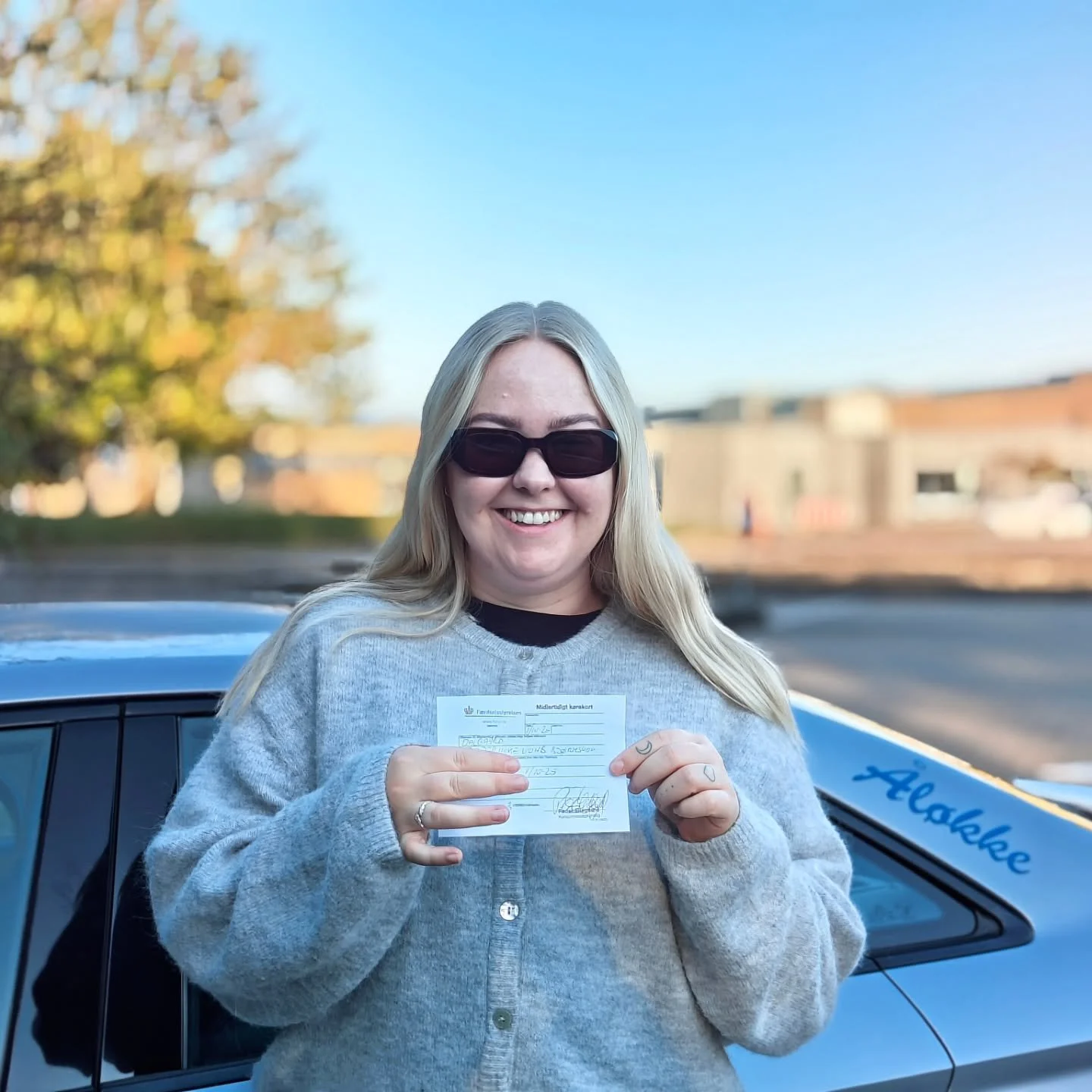 Tillykke med kørekortet, Frederikke!👍😎🏁🚗💨
Der er åbent for tilmelding i 2025 og 2026:
🖥️www.aaloekkekoereskole.dk
📧 trygivolvo@yahoo.dk
☎️60611799