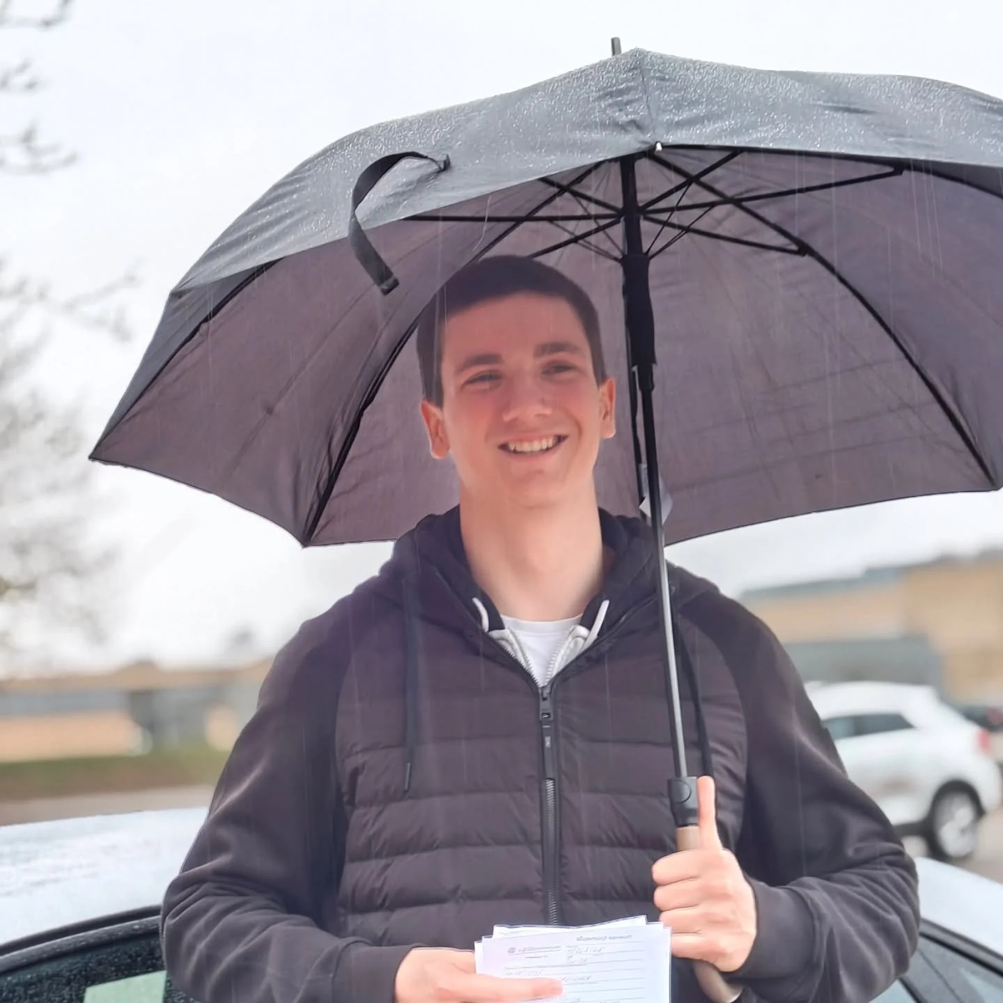 Tillykke med k&oslash;rekortet, Christoffer!👍😎🏁🚗💨

Der er &aring;bent for tilmelding i 2026:
🖥️www.aaloekkekoereskole.dk
📧 trygivolvo@yahoo.dk
☎️60611799