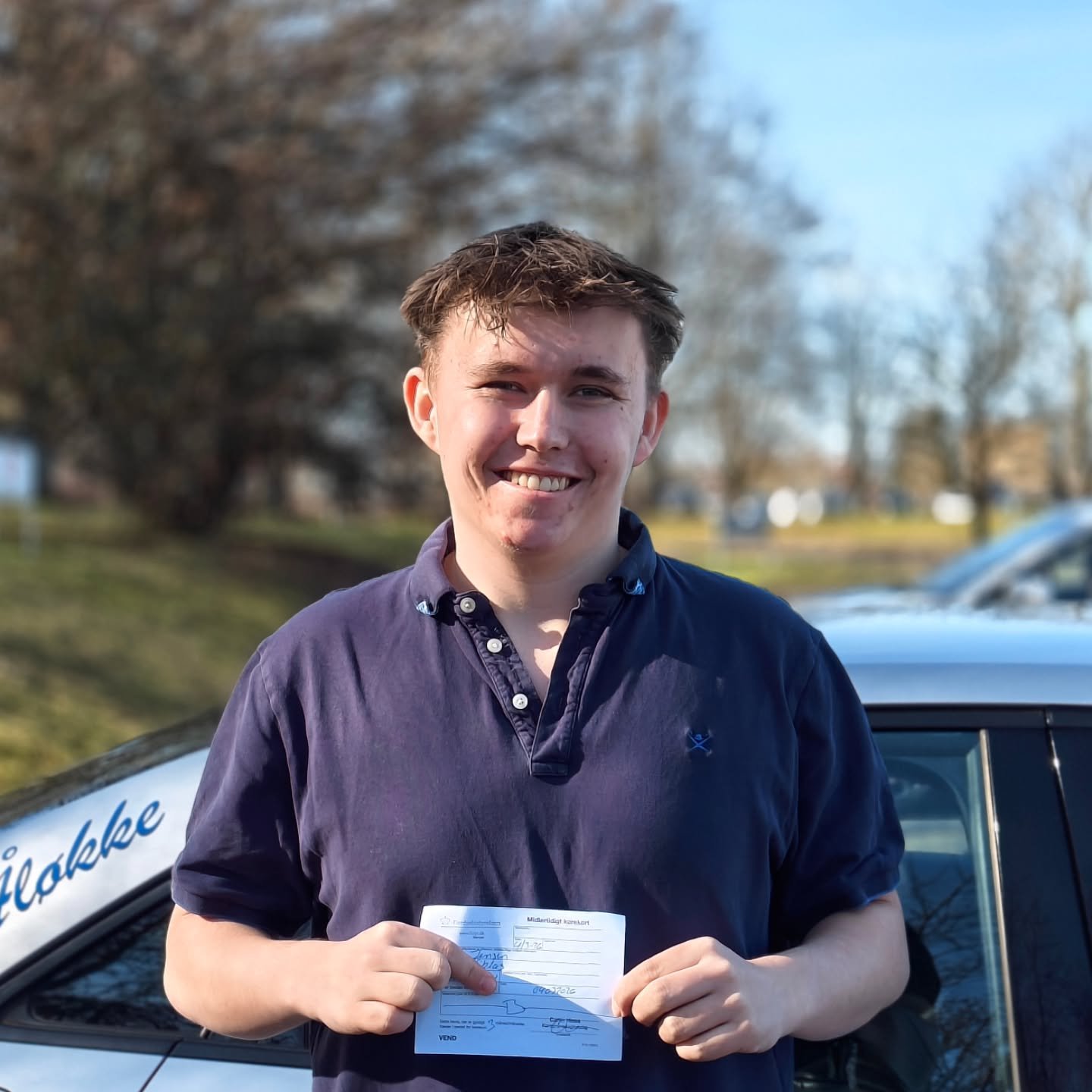 Tillykke med k&oslash;rekortet, Niklas!👍😎🏁🚗💨

Der er &aring;bent for tilmelding i 2026 og 2027:
🖥️www.aaloekkekoereskole.dk
📧 trygivolvo@yahoo.dk
☎️60611799