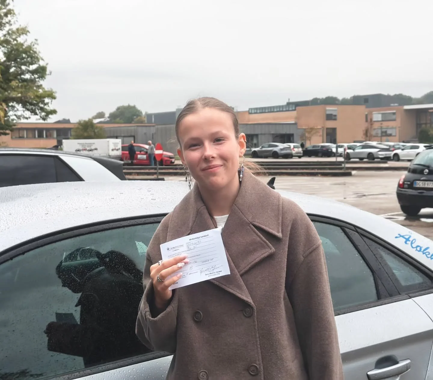 Tillykke med k&oslash;rekortet, Clara! 🤏😎🏁🚗💨

K&oslash;rekort med manuelt- og automatgear🚗🚘

Der er &aring;bent for tilmelding i 2026 og 2027:

📧 trygivolvo@yahoo.dk
☎️60611799
#k&oslash;reskole #odensek&oslash;reskole #k&oslash;rekort
#mitod