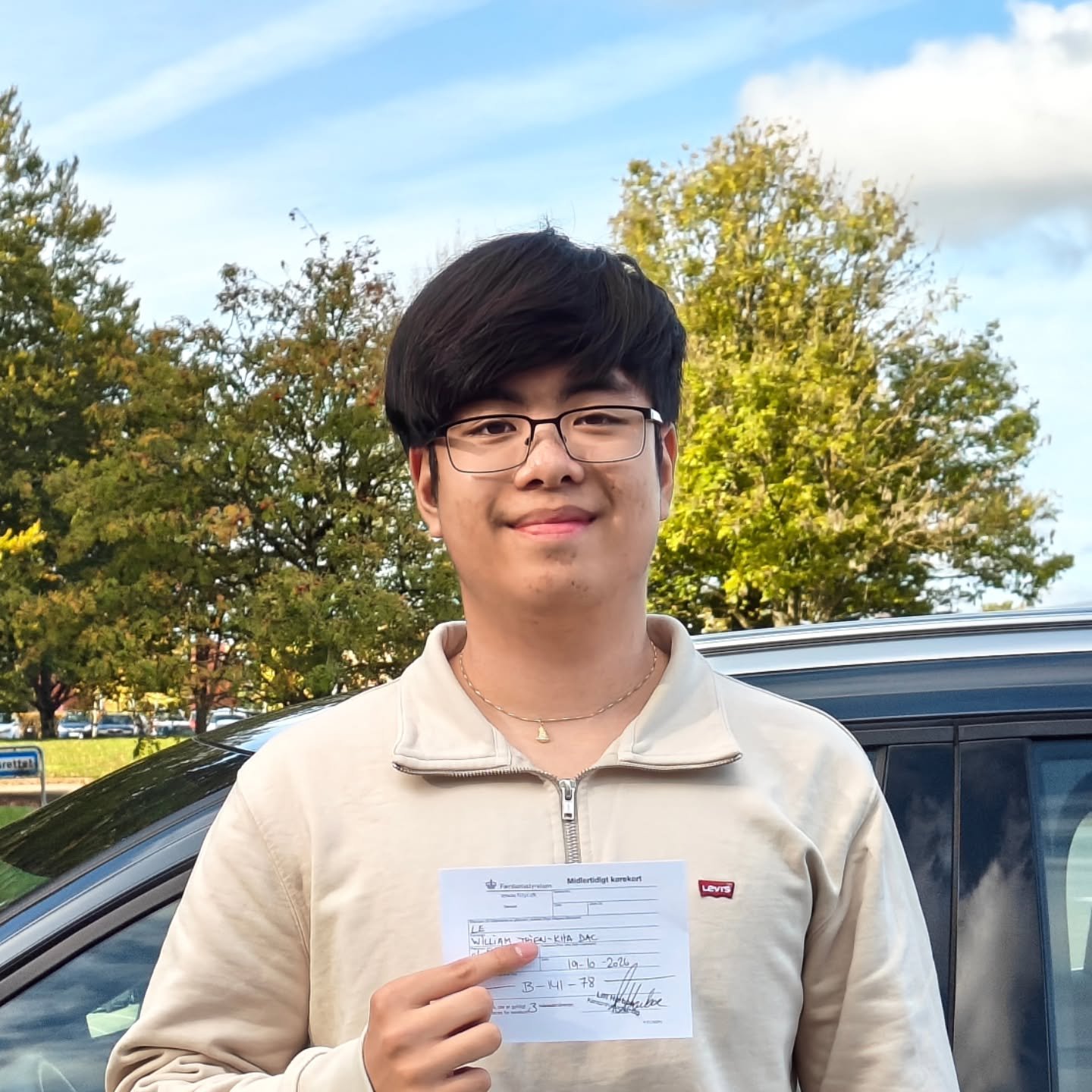 Tillykke med k&oslash;rekortet, William! 😎🏁🚗💨

K&oslash;rekort med manuelt- og automatgear🚗🚘

Der er &aring;bent for tilmelding i 2026 (sidste hold) og 2027:

📧 trygivolvo@yahoo.dk
☎️60611799
#k&oslash;reskole #odensek&oslash;reskole #k&oslash